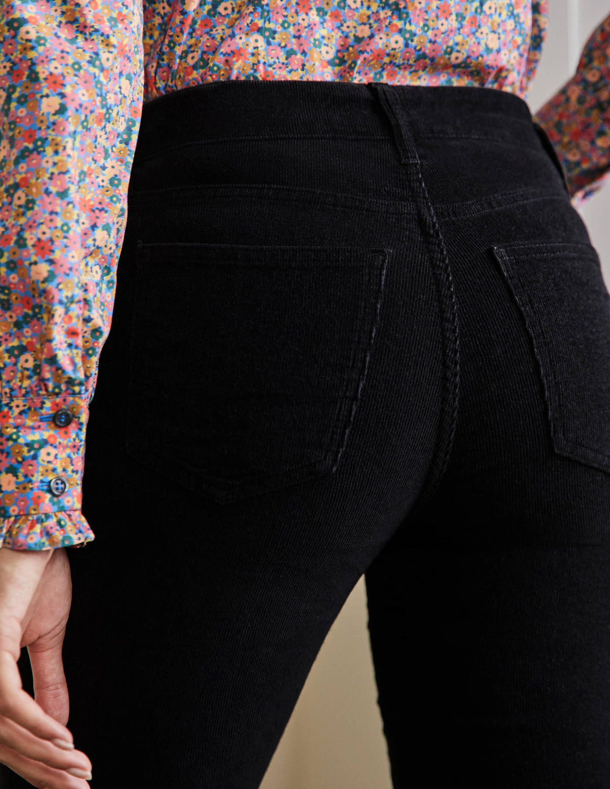 Corduroy Slim Straight Jeans-Black - Image 2