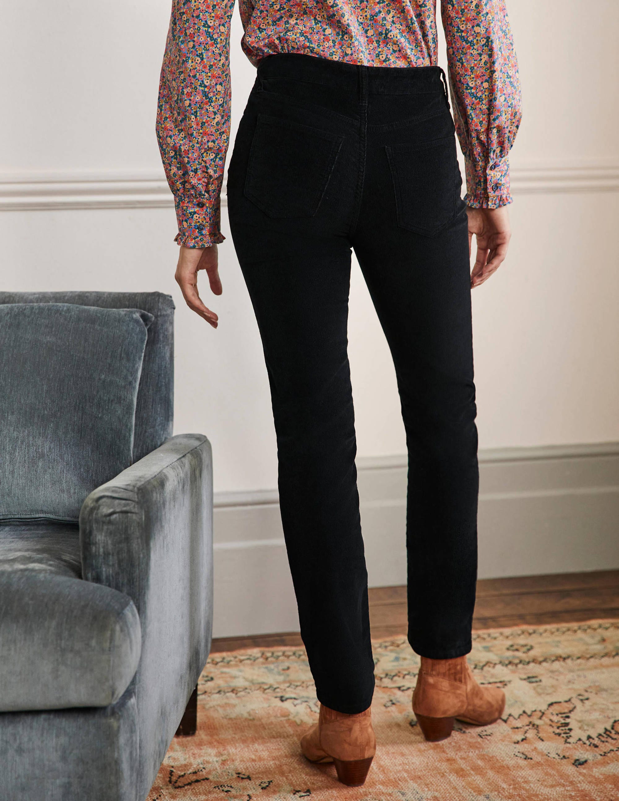 Corduroy Slim Straight Jeans-Black - Image 3