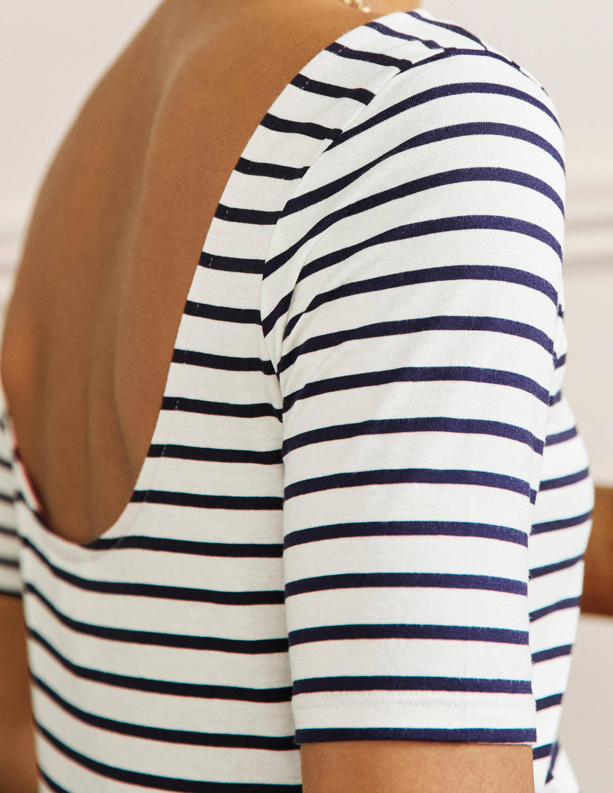 Supersoft Scoop Back T-Shirt-Ivory / Navy Stripe - Image 2