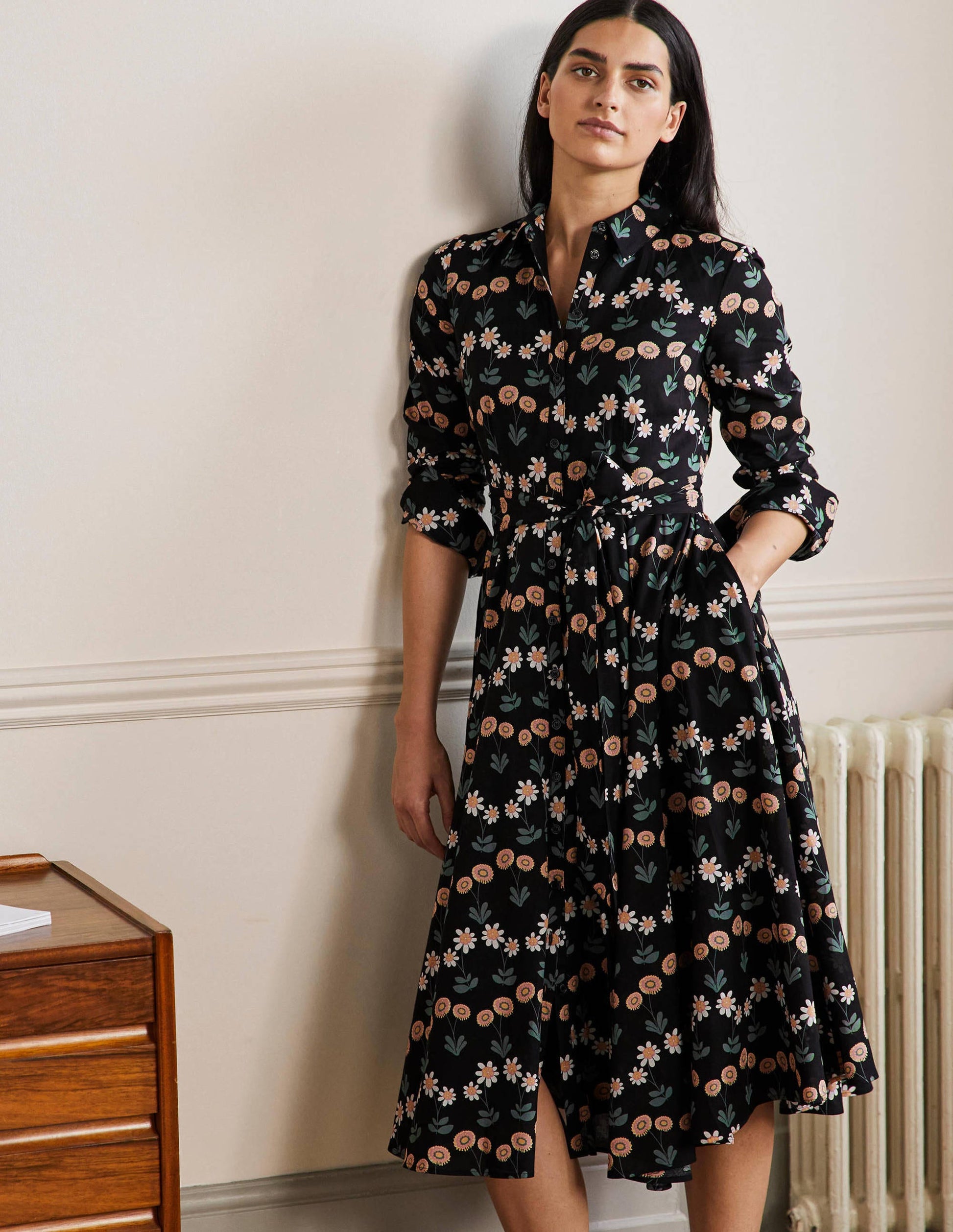 Kitty Midi Shirt Dress-Black, Delicate Daisy-4
