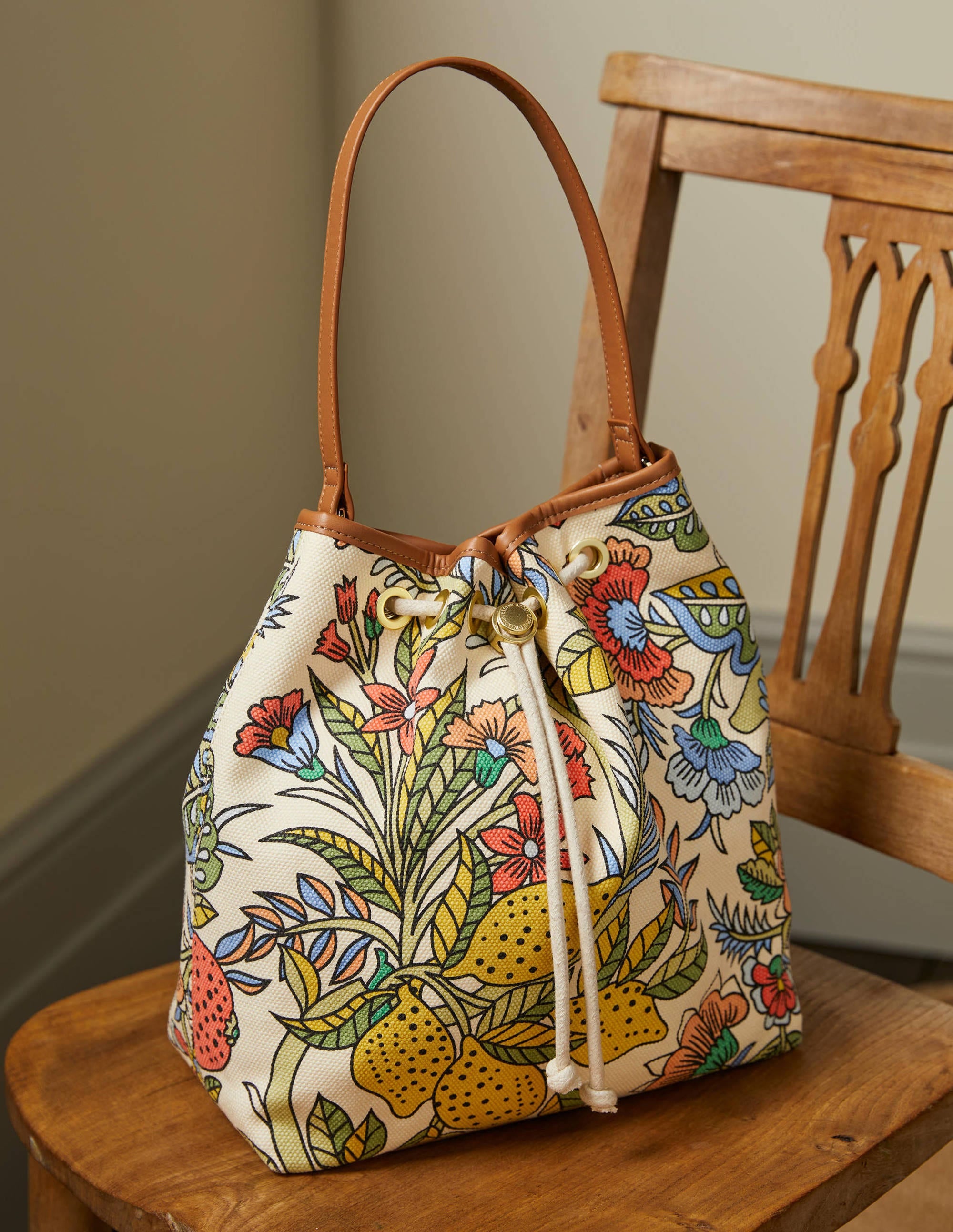 Canvas Drawstring Bucket Bag-Ivory, Tropic Meadow - Image 1