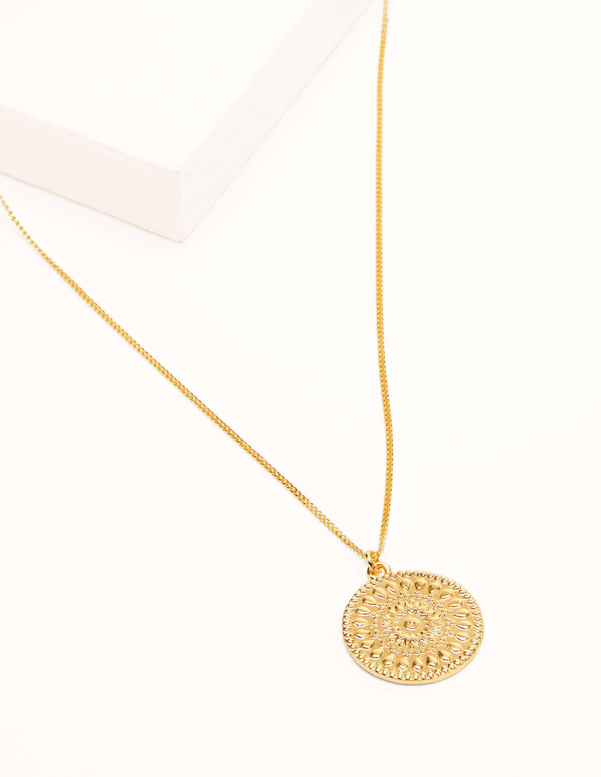 Motif Disc Pendant-Gold Metallic-2