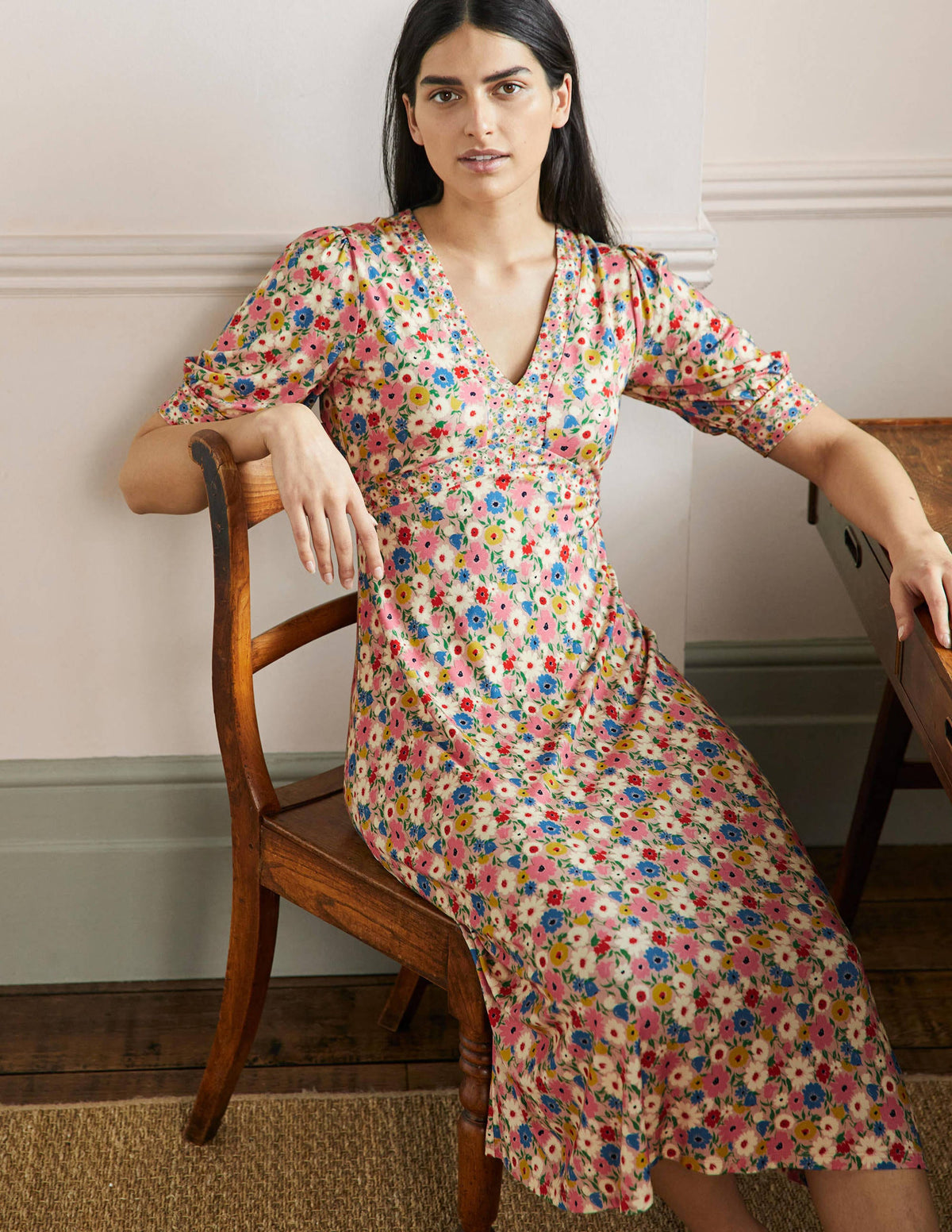 Eva Jersey Midi Dress-Milkshake Elegant Bloom - Image 4