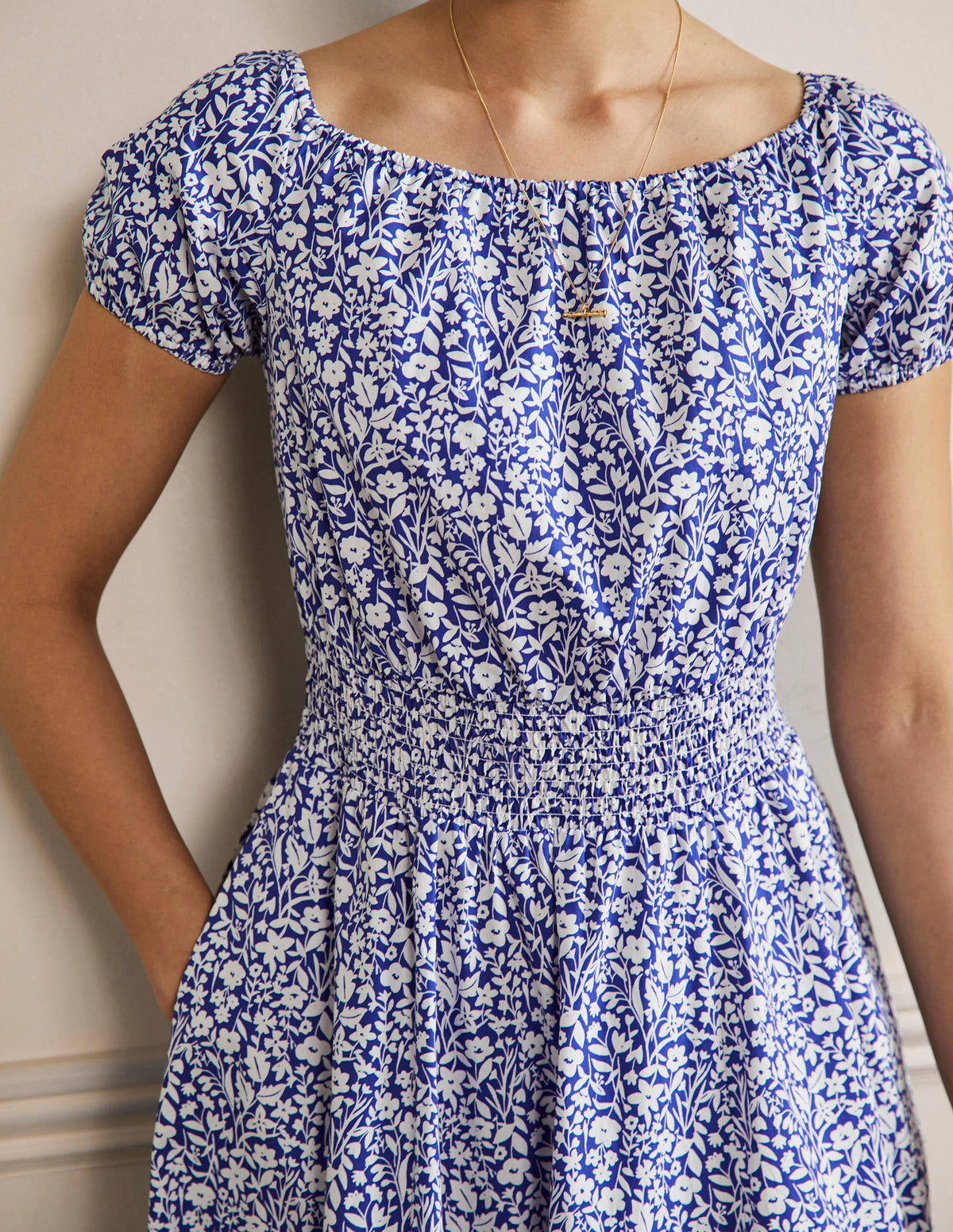 Scoop Neck Maxi Dress-Blue Floral - Image 4