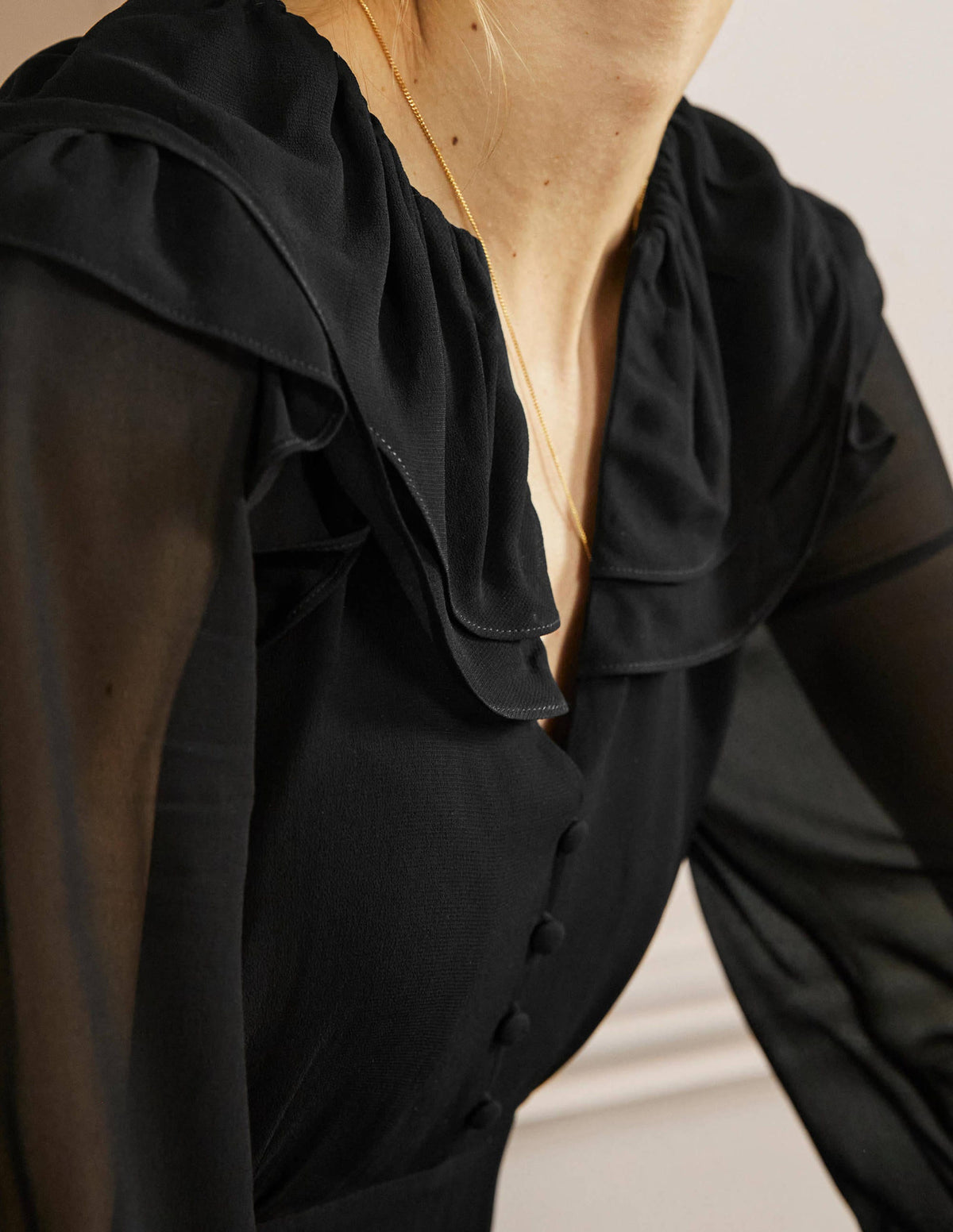 Lara Ruffle Detail Midi Dress-Black - Image 2