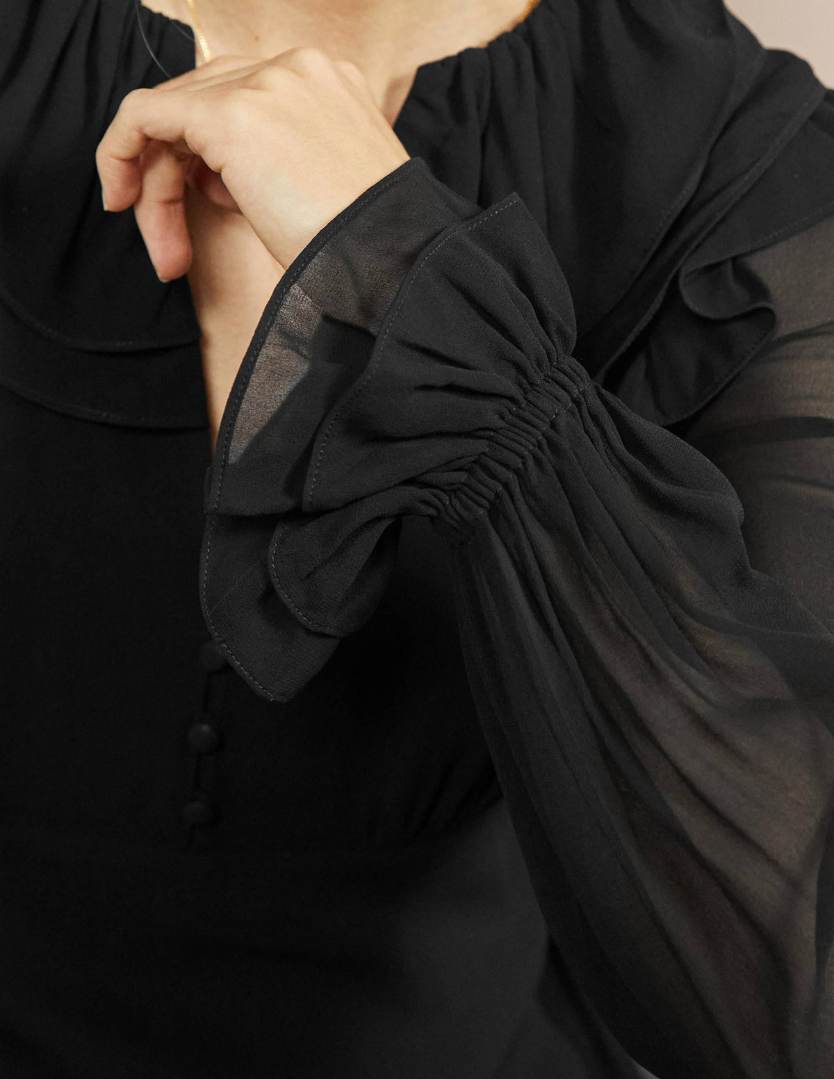 Lara Ruffle Detail Midi Dress-Black-5
