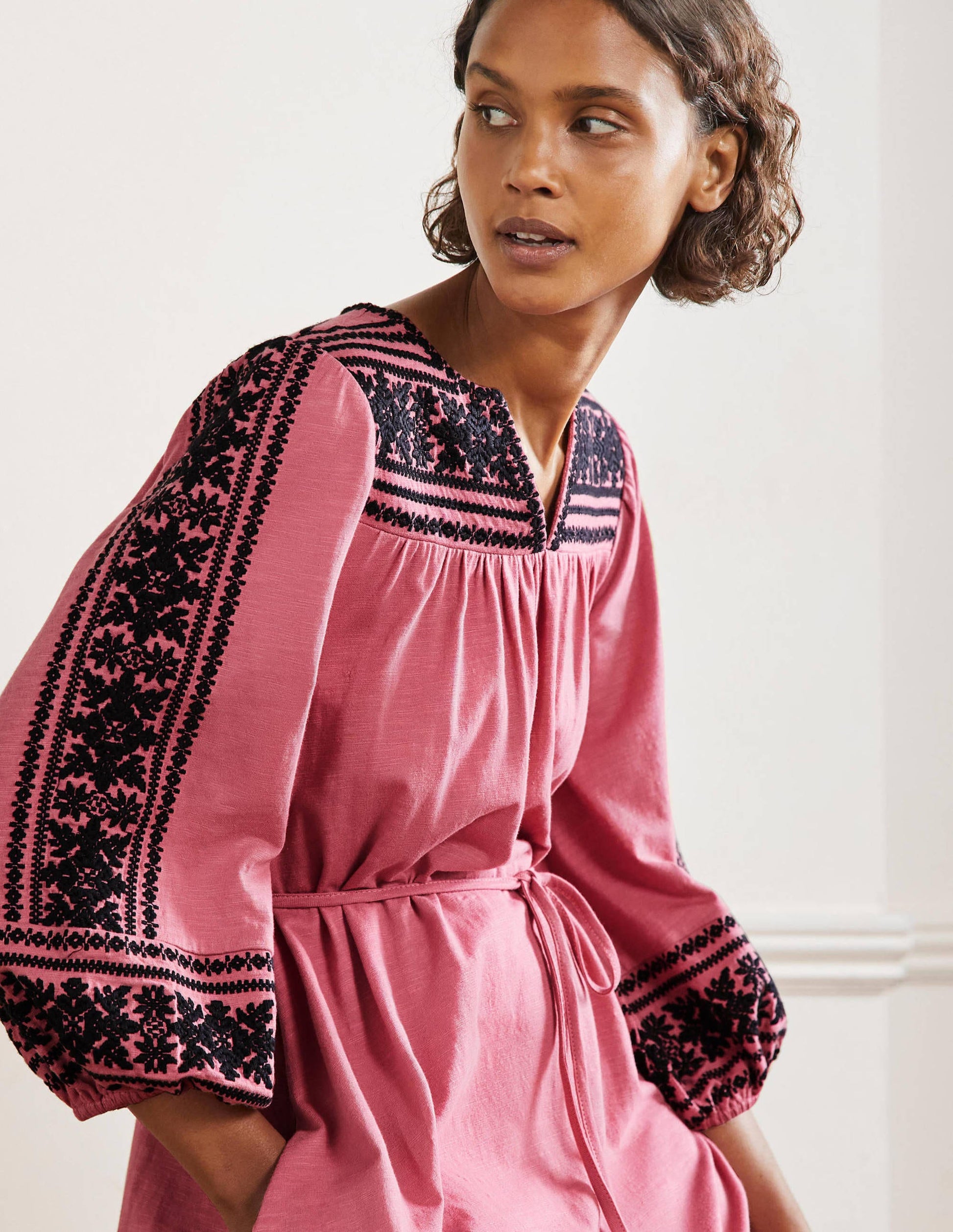 Embroidered Jersey Midi Dress-Dusty red-4