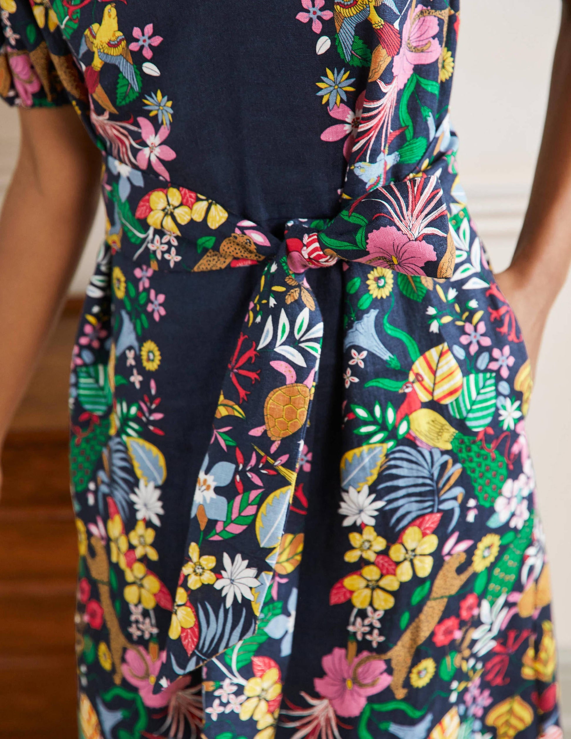 Puff Sleeve Linen Midi Dress-Navy, Exotic Paradise-5