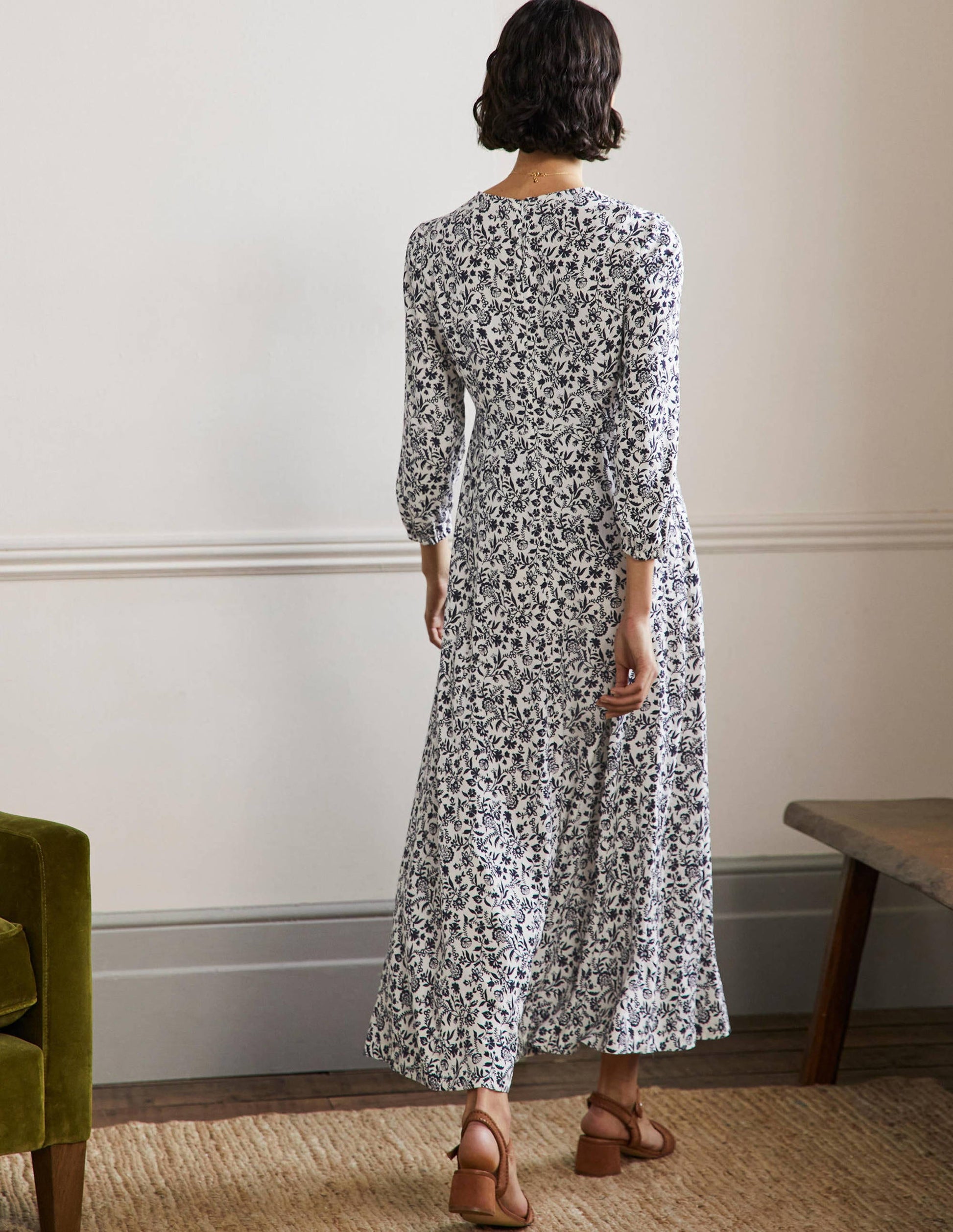 Crew Neck Maxi Dress-Navy, Flora Charm-3