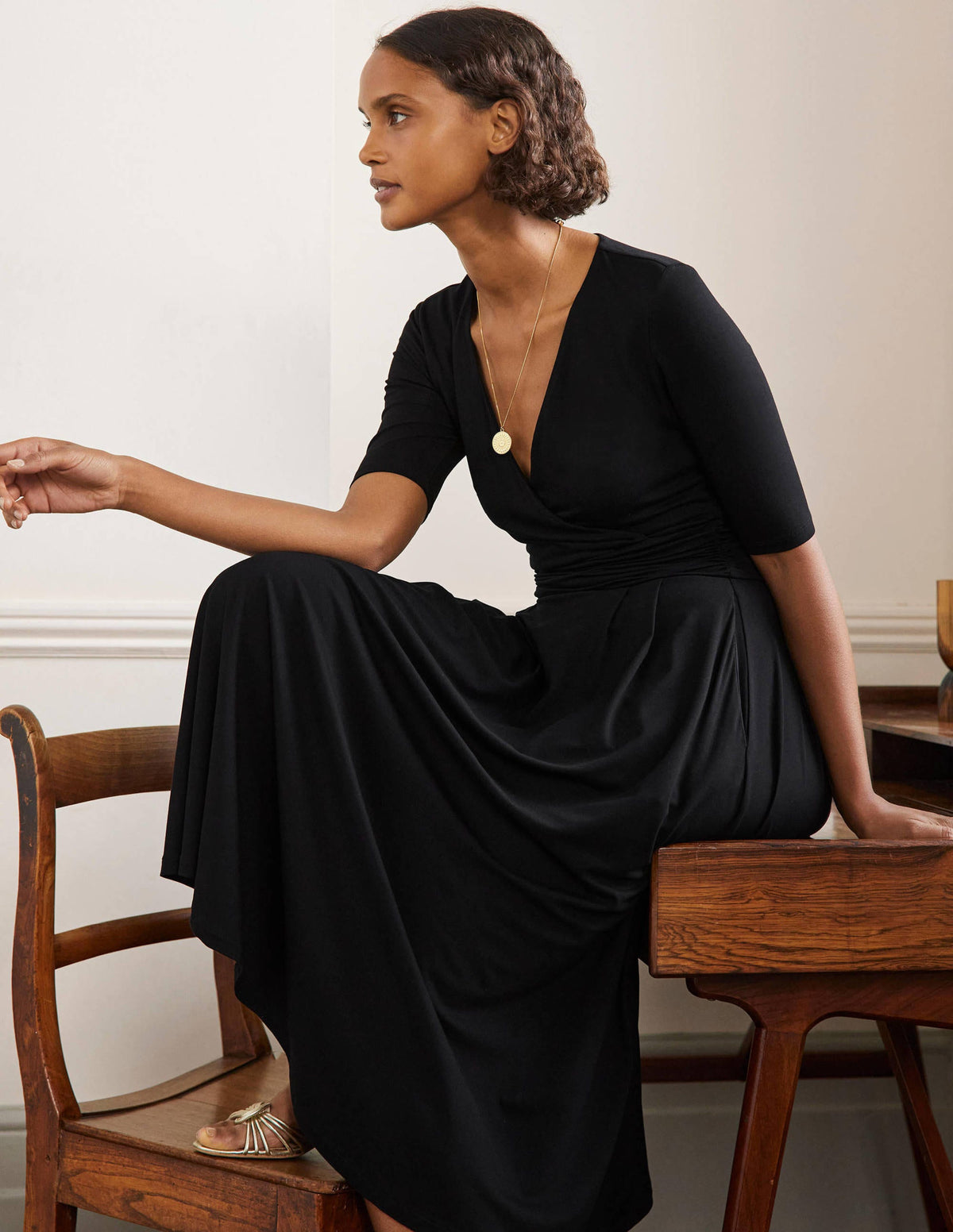 Ruched Waist Jersey Midi Dress-Black-4
