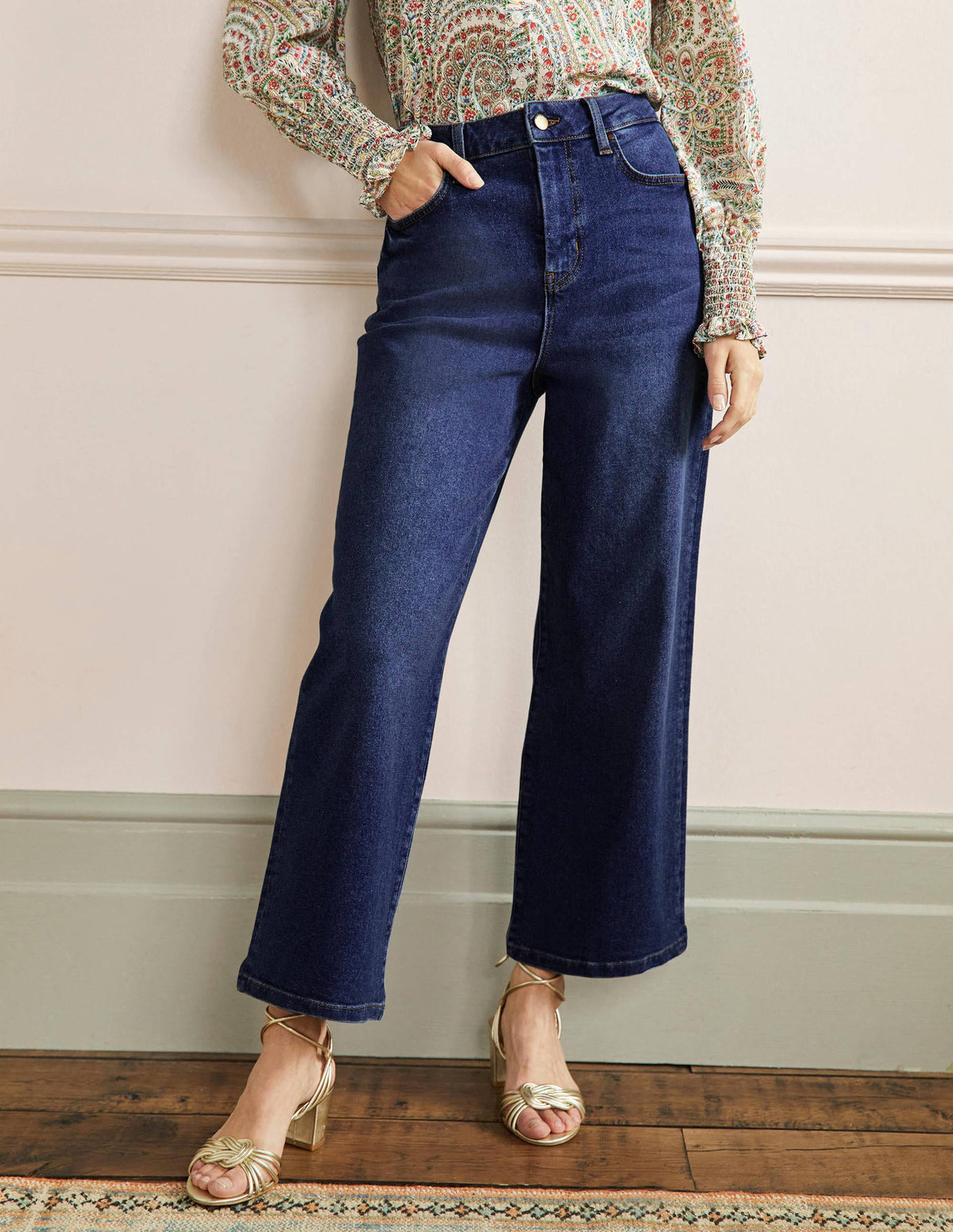 Cropped Wide Leg Jeans-Mid Vintage - Image 7