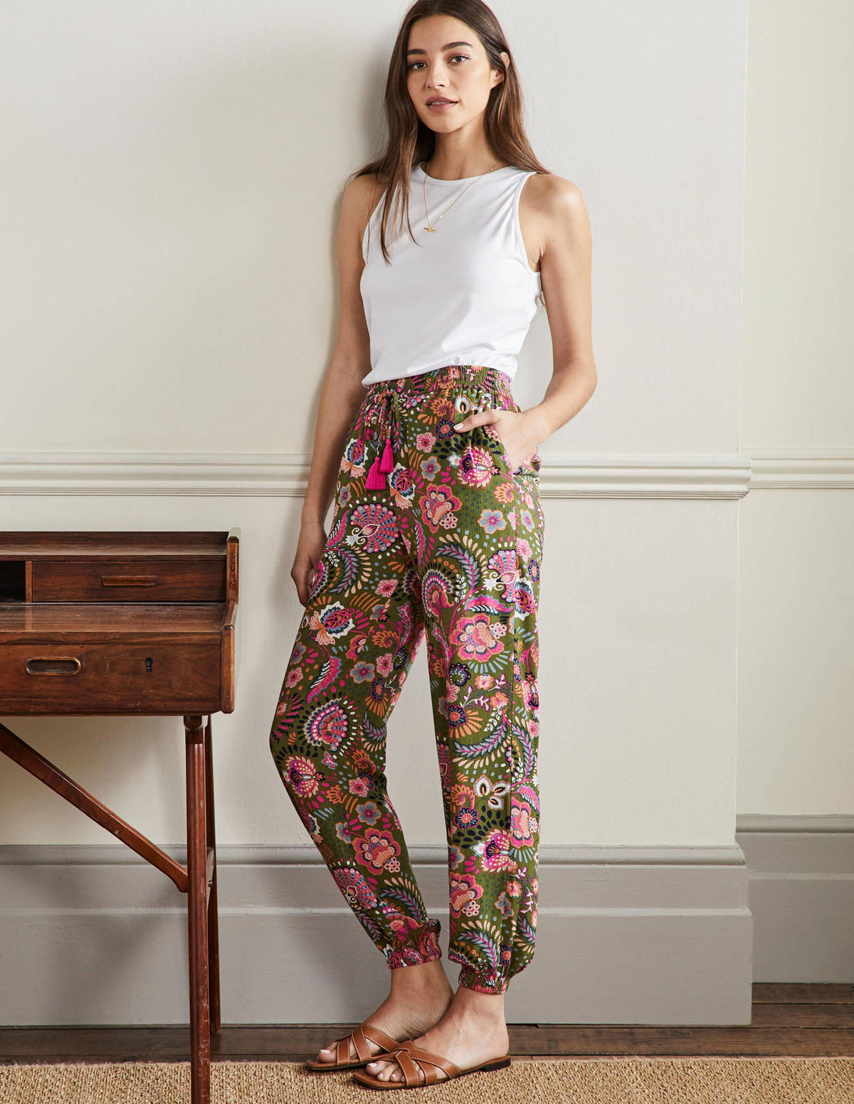 Crinkle Tapered Pants-Pea, Decorative Meadow-1