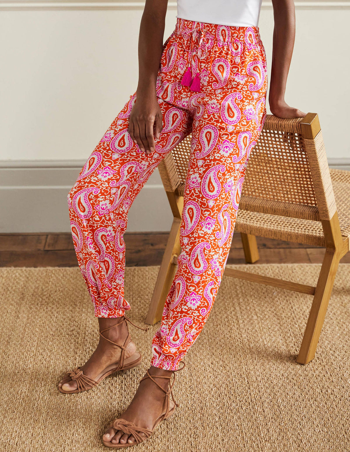 Crinkle Tapered Pants-Papaya, Enchanting Paisley-4