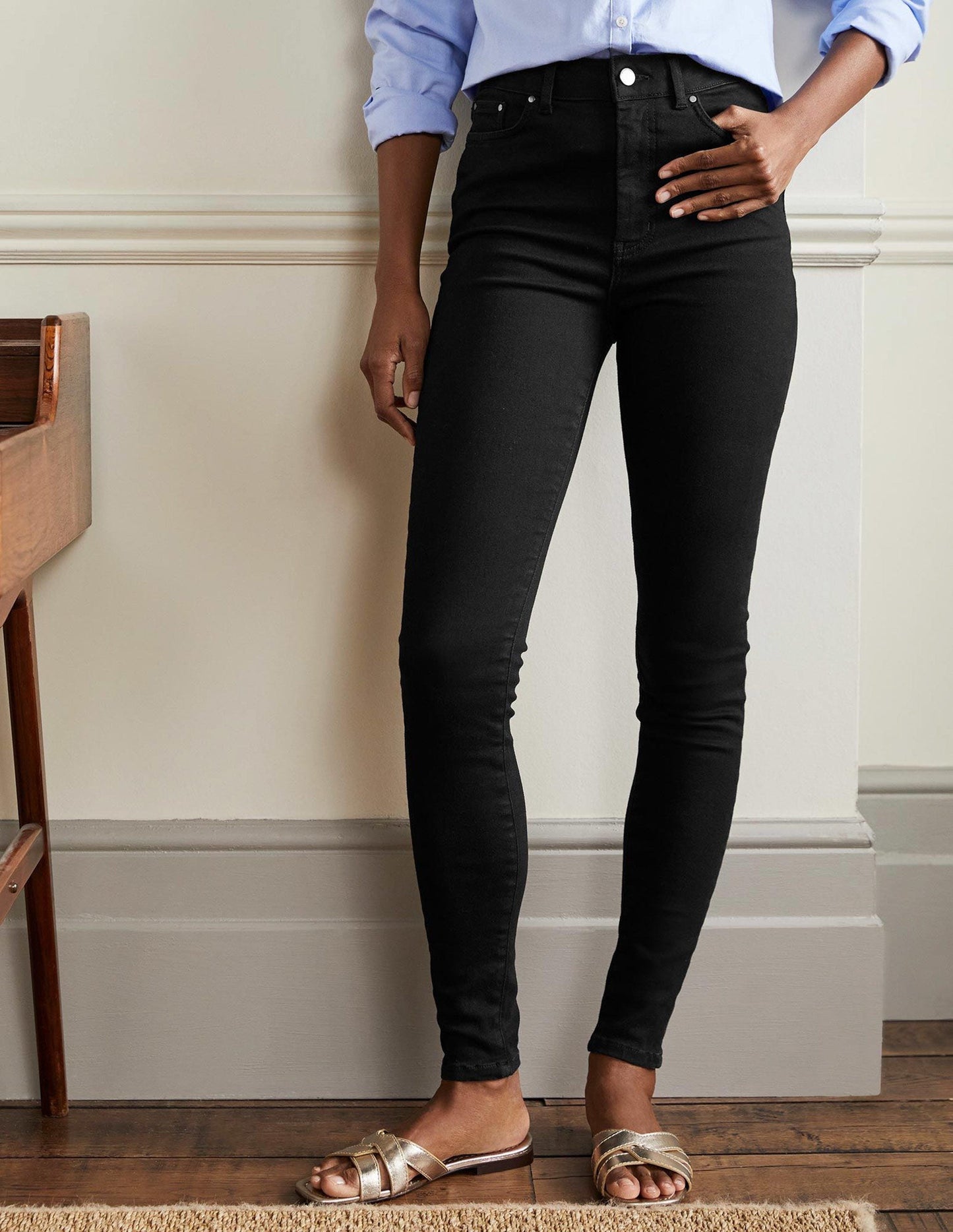 High Rise Sculpted Skinny Jean-Black