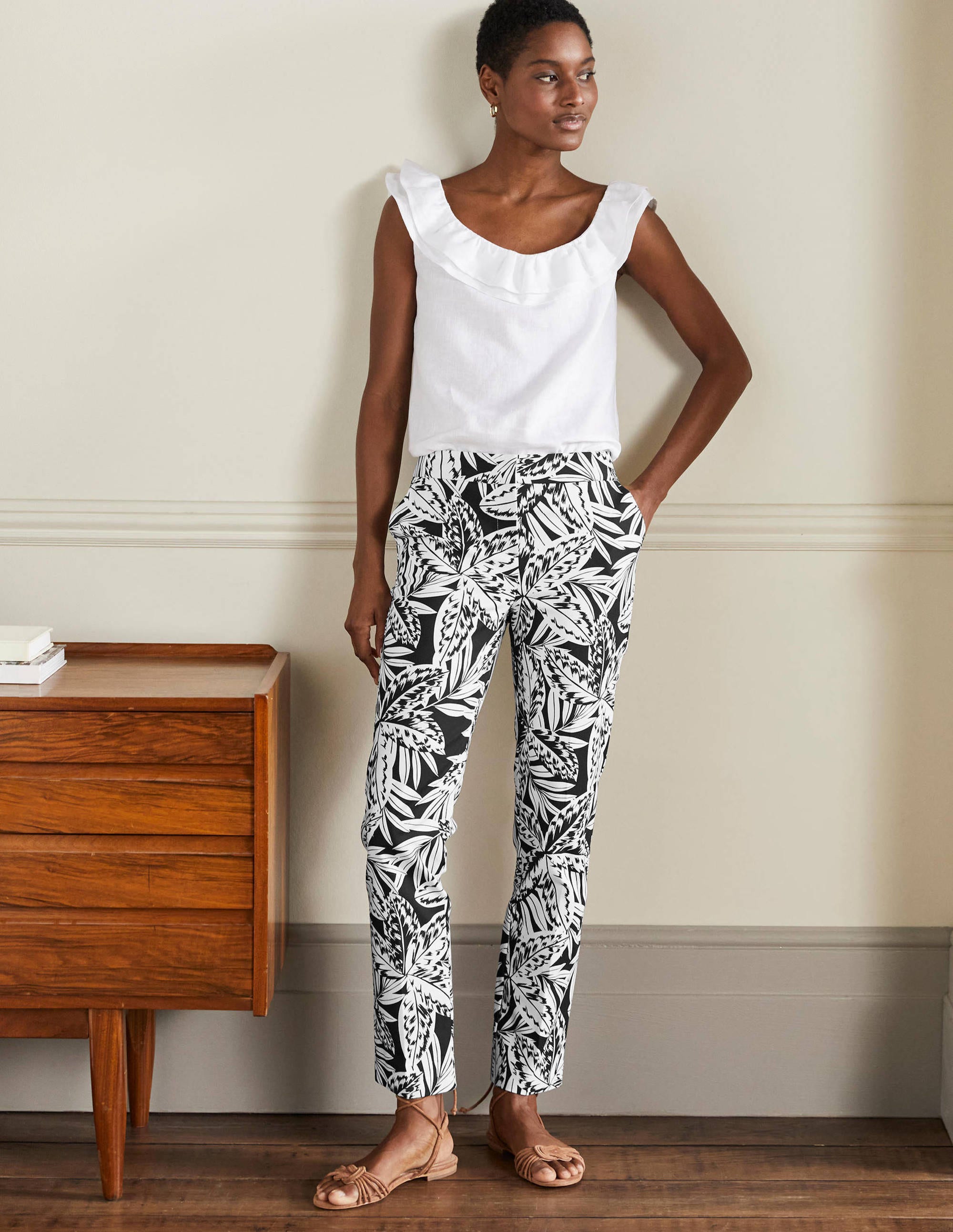 Richmond 7/8 Pants-Black, Exotic Leaves - Image 1