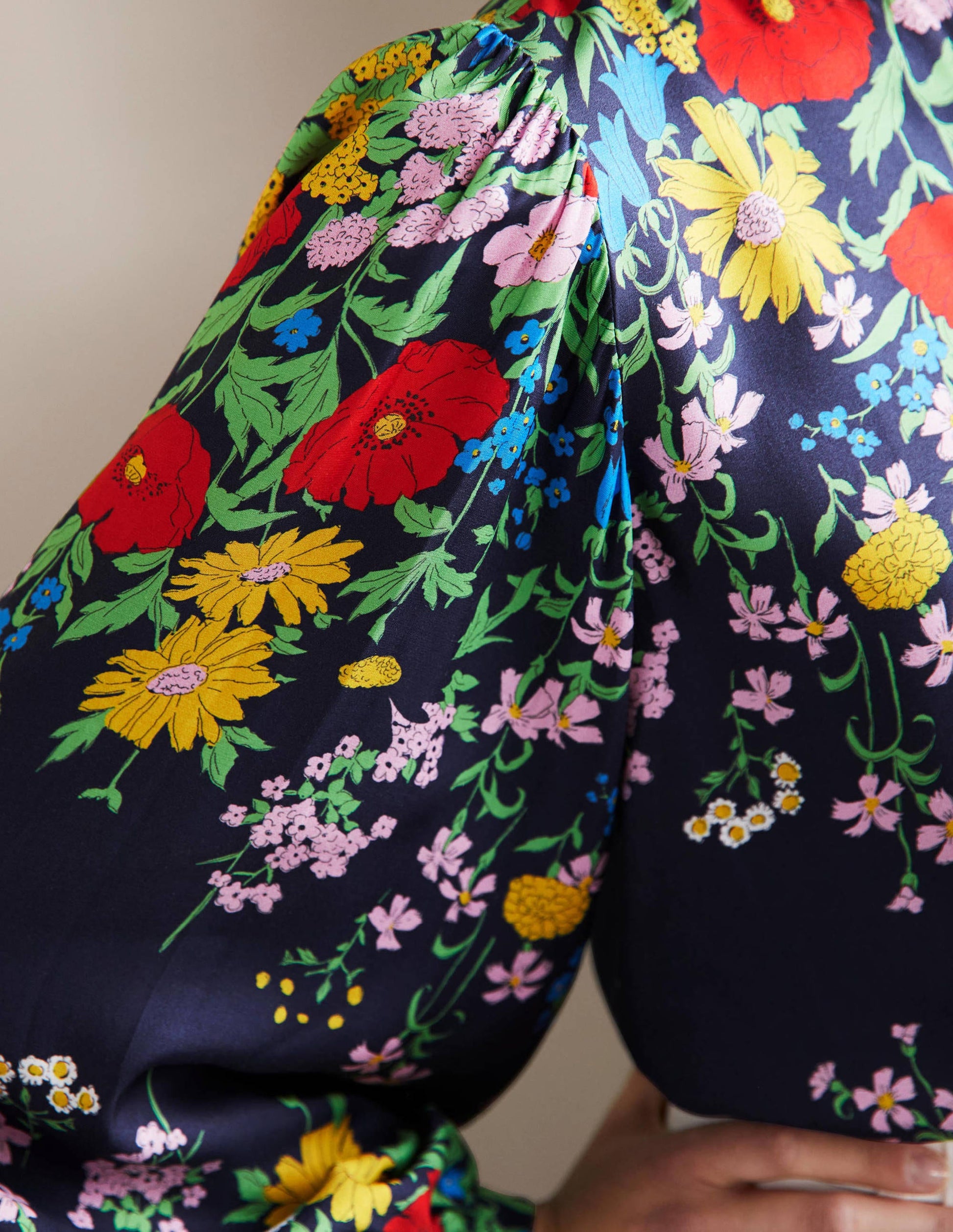 Blouson Sleeve Blouse-Navy, Botanical Terrace-2