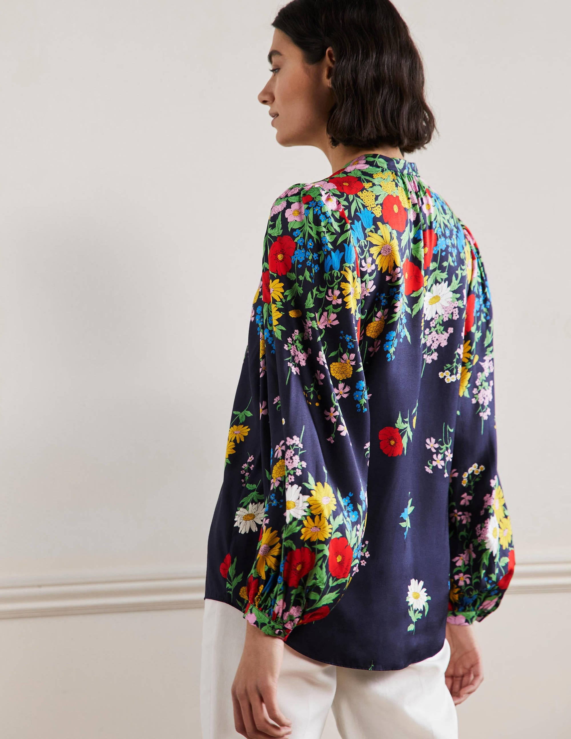 Blouson Sleeve Blouse-Navy, Botanical Terrace - Image 3