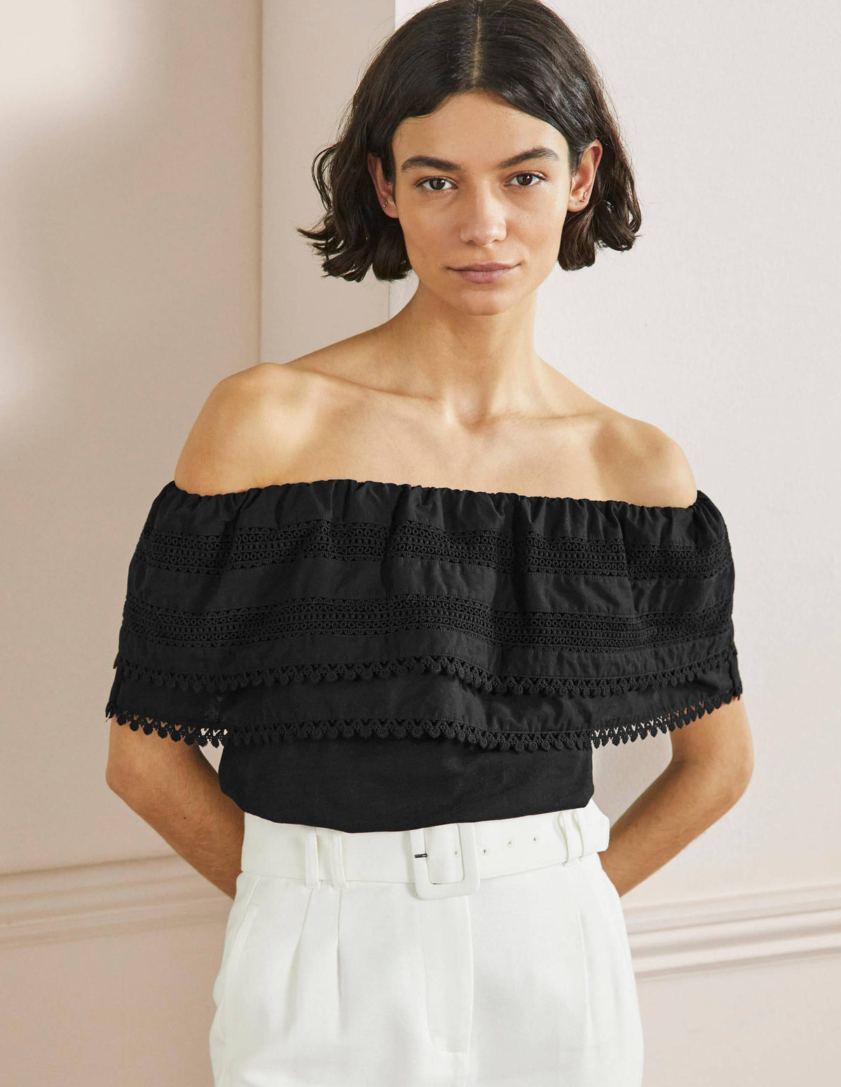 Bardot Woven Mix Detail Top-Black - Image 1