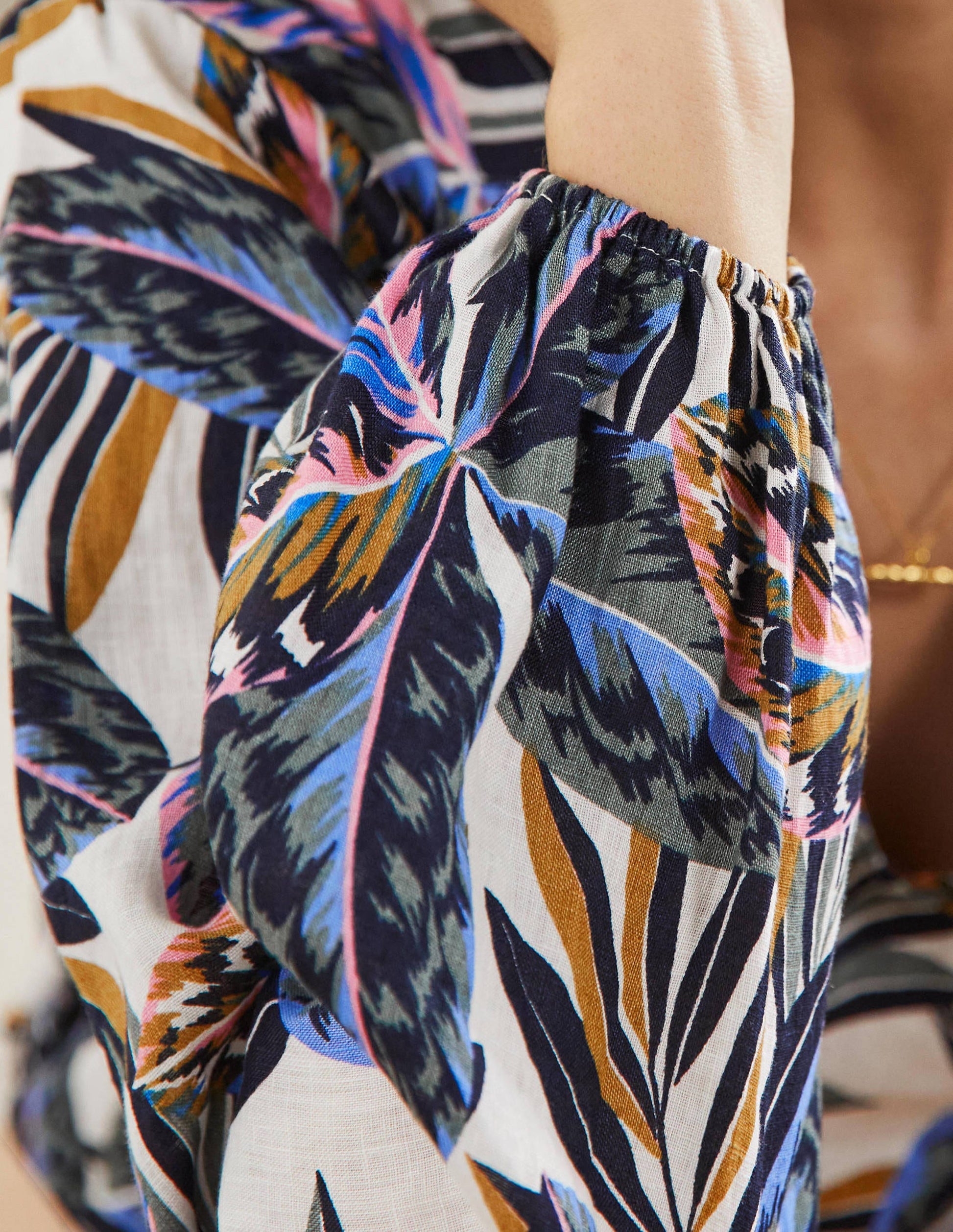 V-Neck Linen Top-Multi, Exotic Leaves-2