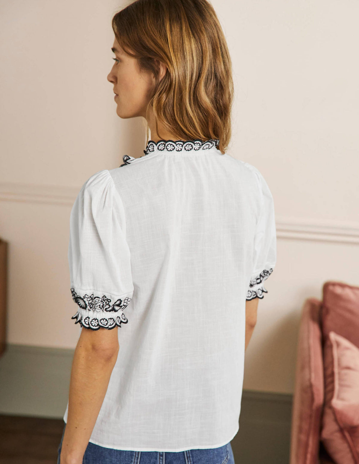 Embroidered Short Sleeve Shirt-White-3