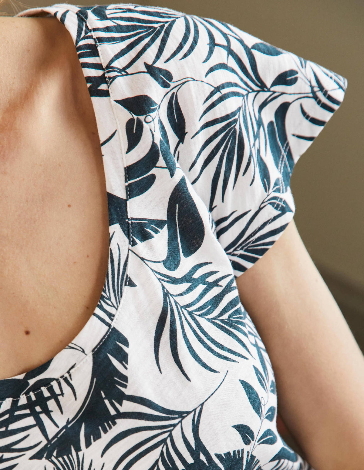 Scoop Flutter Sleeve T-Shirt-Ivory and Pink, Paradise Palm - Image 2