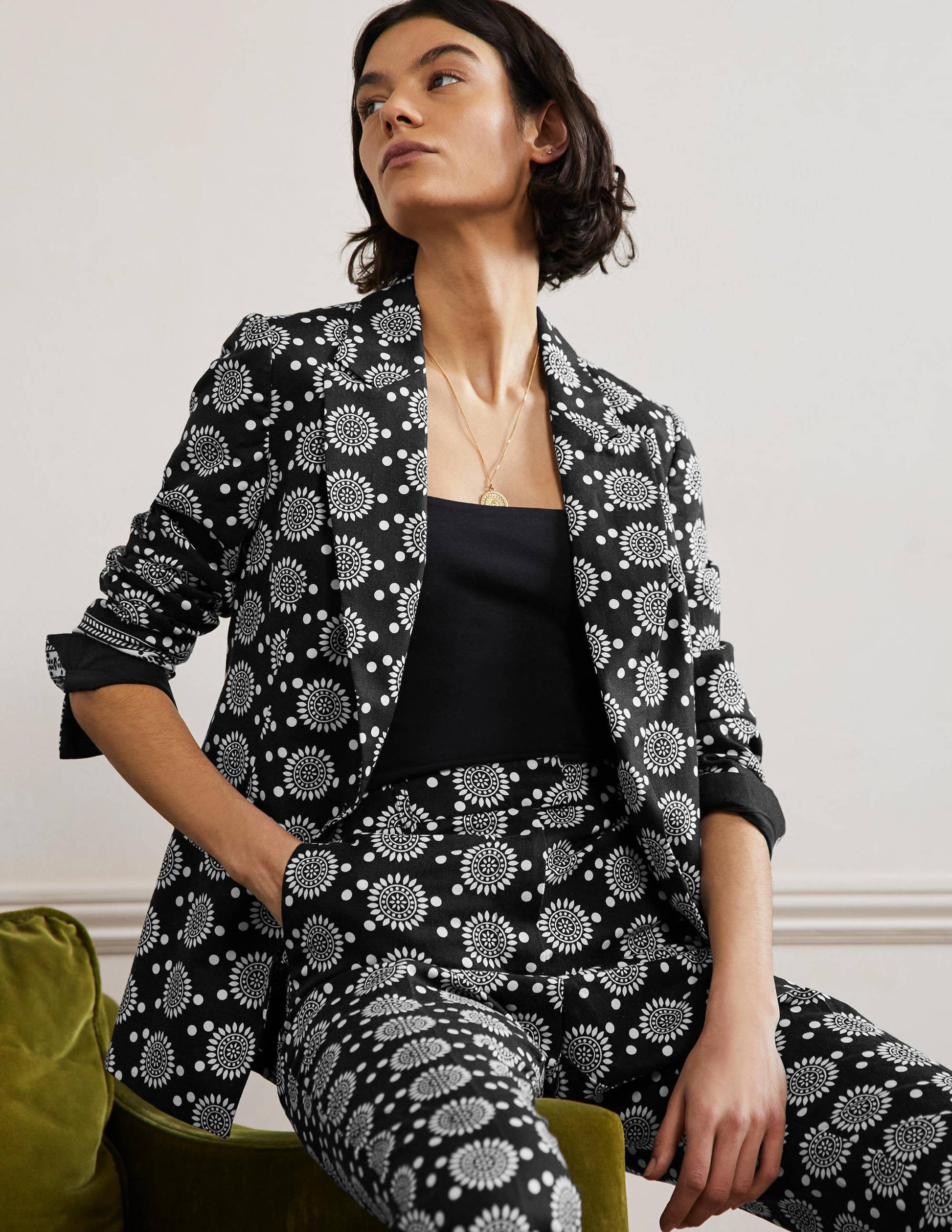 Thea Tailored Linen Blazer-Black, Sun Geo-1