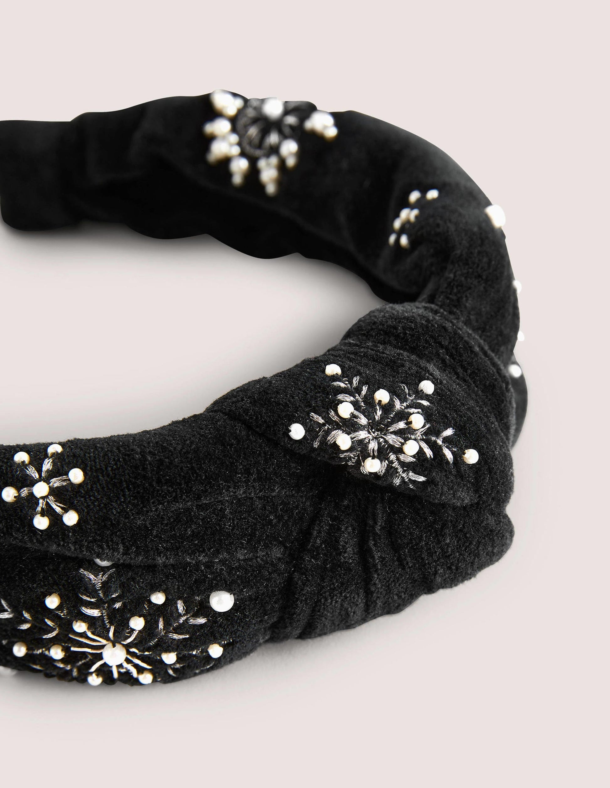 Knotted Embellished Headband-Black Pearl Snowflake-3
