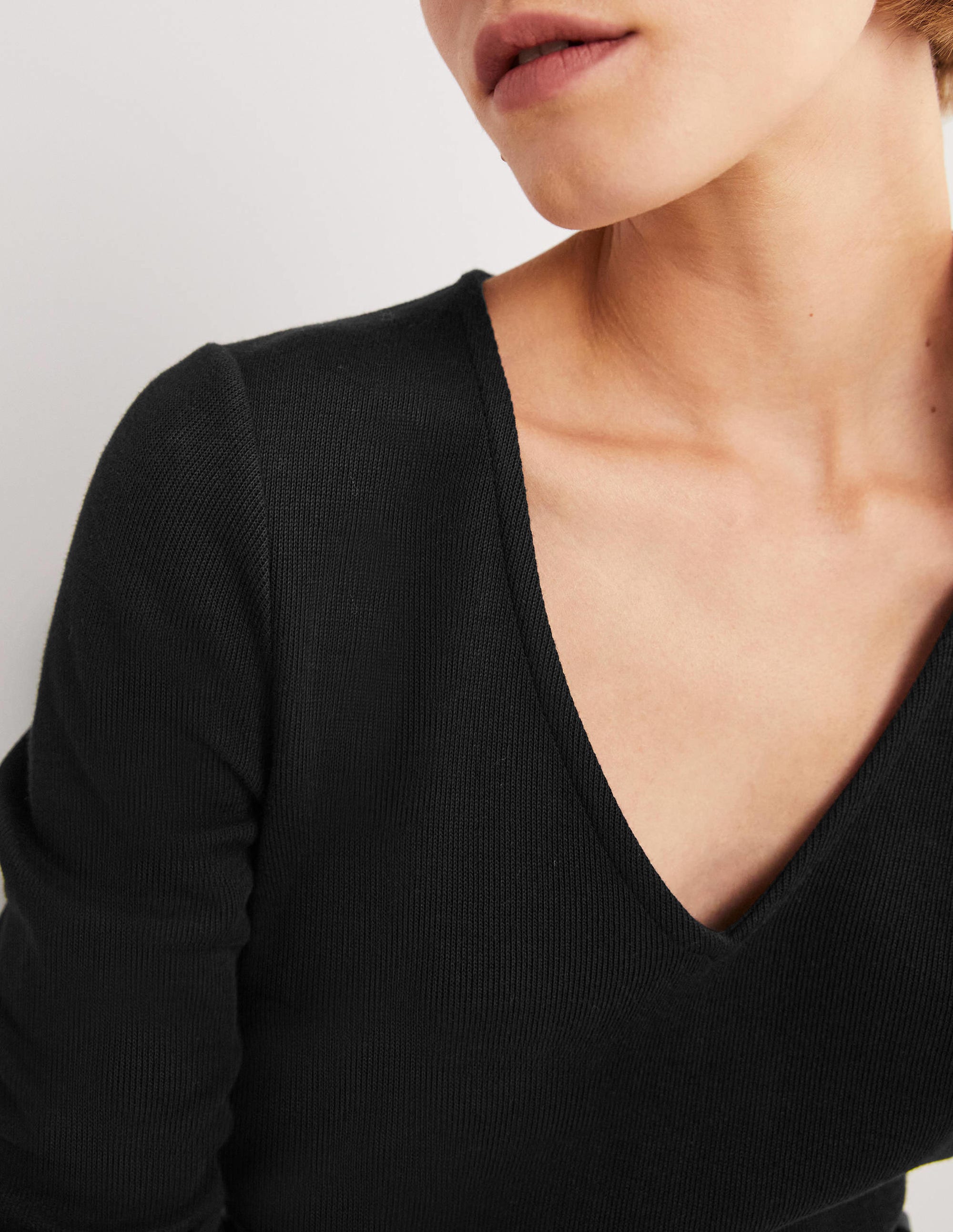 Column Jersey Midi Dress-Black - Image 2