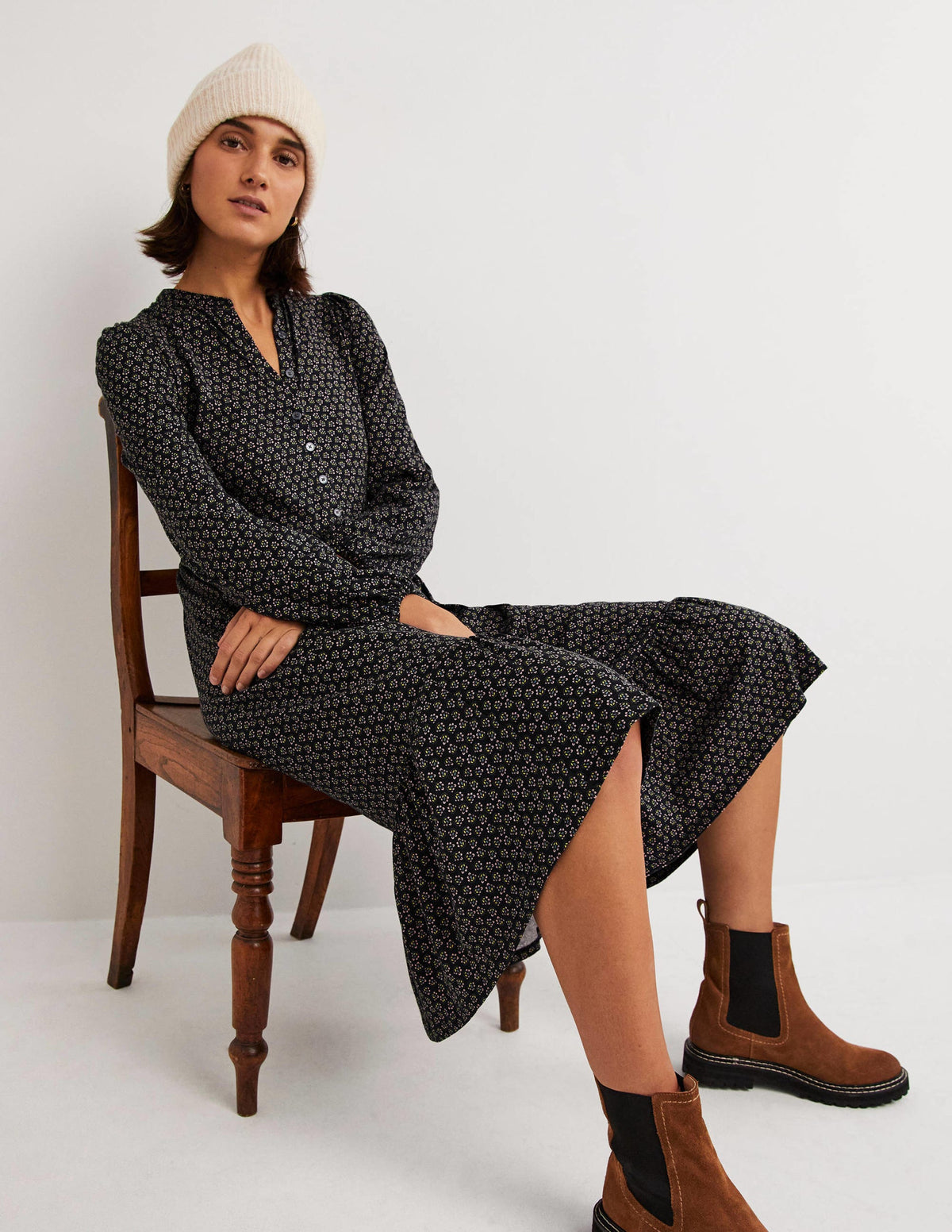 Buttoned Jersey Midi Dress-Black, Diamond Bud - Image 5