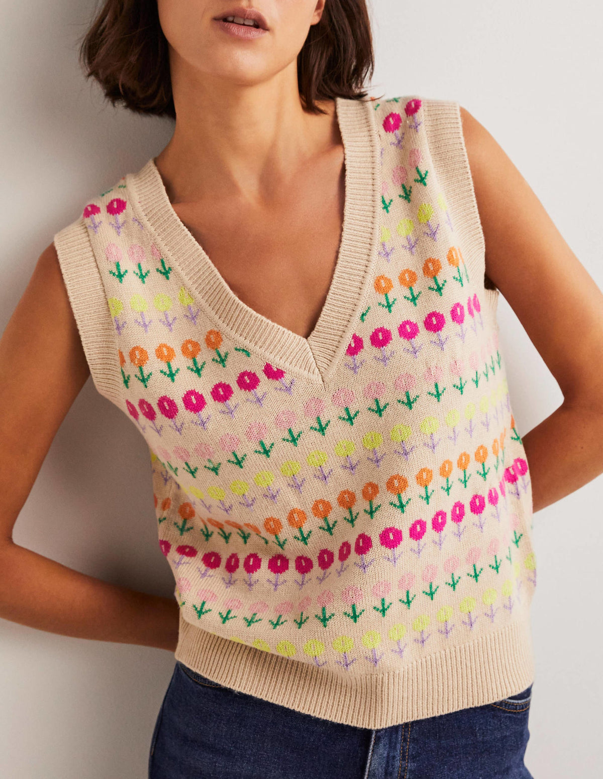 V-neck Knitted Sweater Vest-Chinchilla Melange, Floral - Image 4