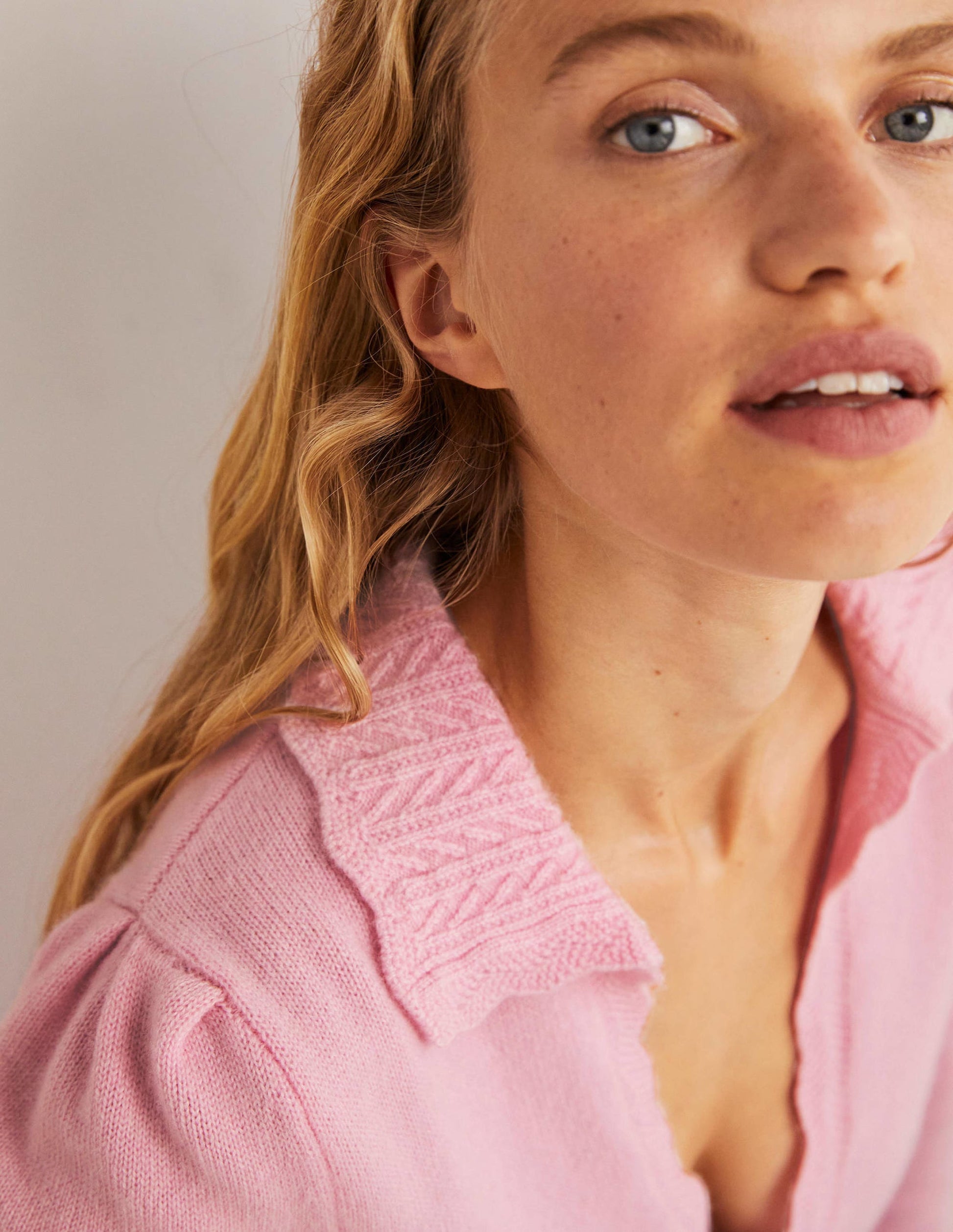 Cashmere Detail Collar Jumper-Cameo Pink-2