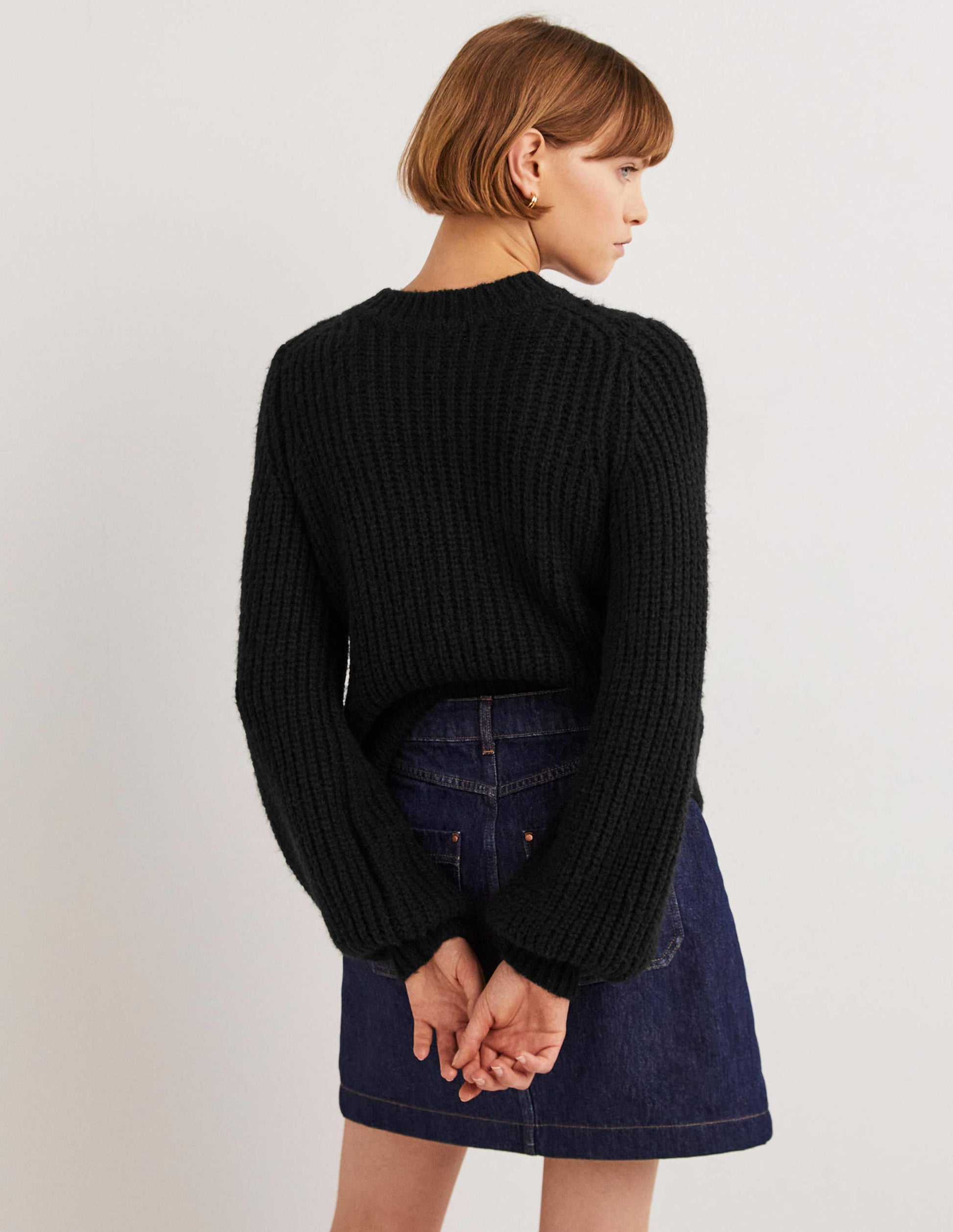 Chunky Ribbed Sweater-Black-3
