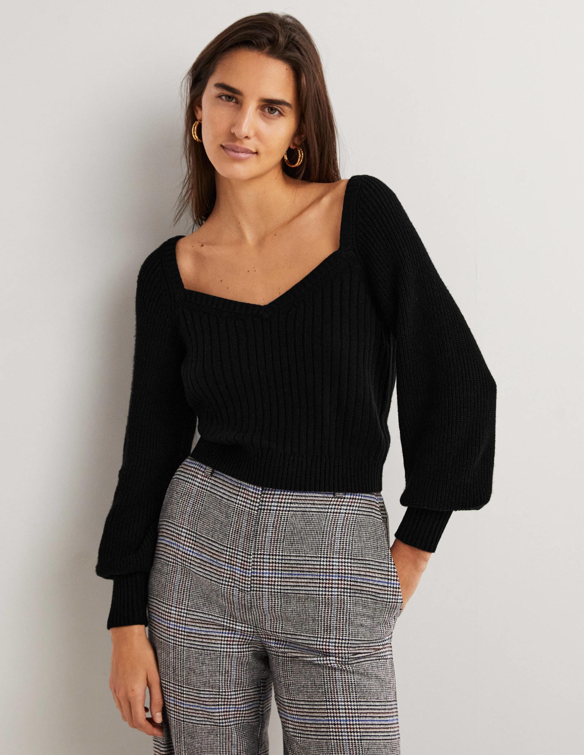 Sweetheart Blouson Sweater-Black - Image 1