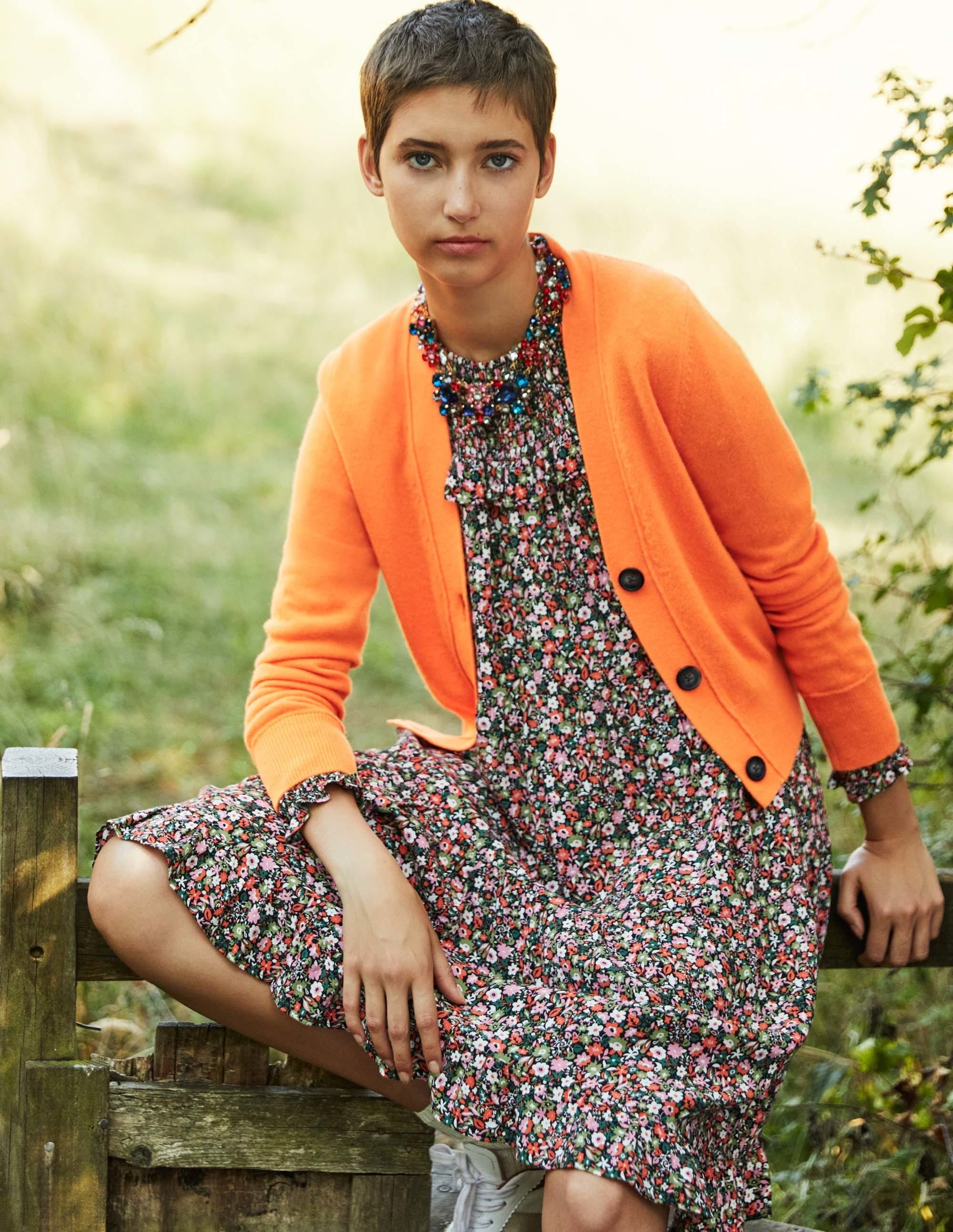 Cropped Cashmere V Cardigan-Neon Orange - Image 6