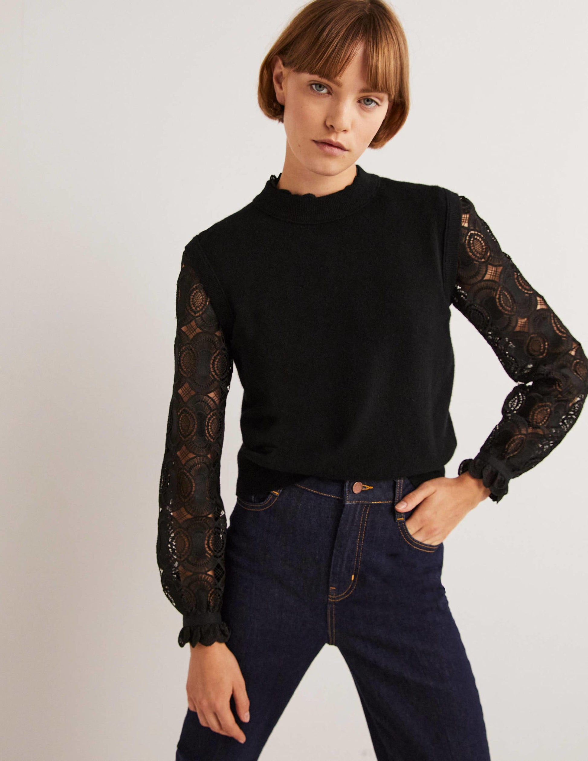 Cashmere Crew Neck Vest-Black-1