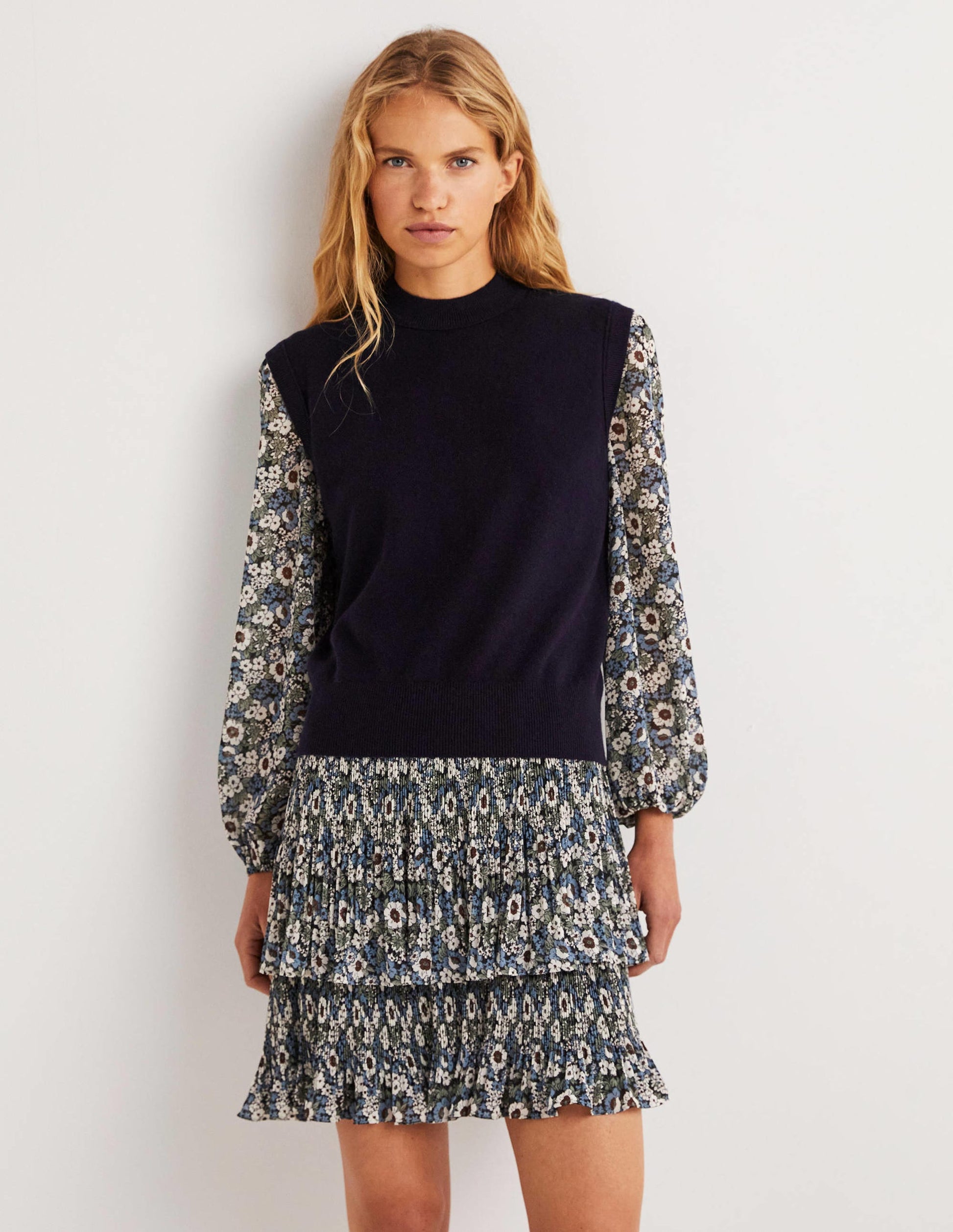 Cashmere Crew Neck Vest-Navy-1