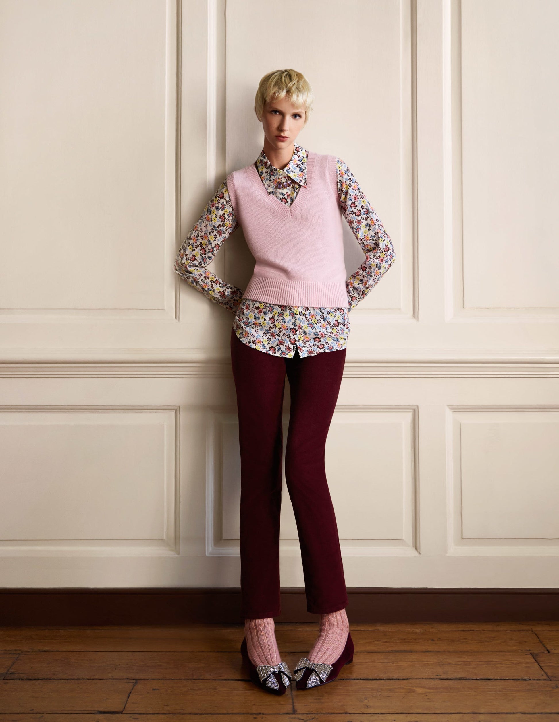 Cashmere V-Neck Sweater Vest-Coconut Ice Pink-6