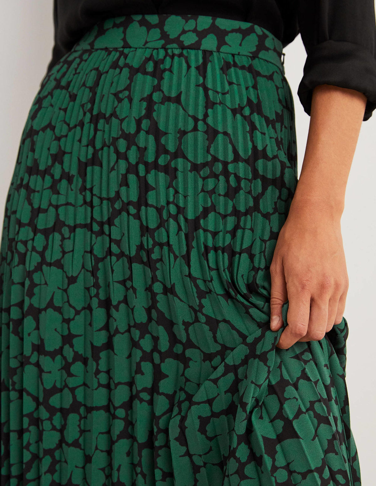 Pleated Crepe Midi Skirt-Hunter Green, Abstract Bud-2