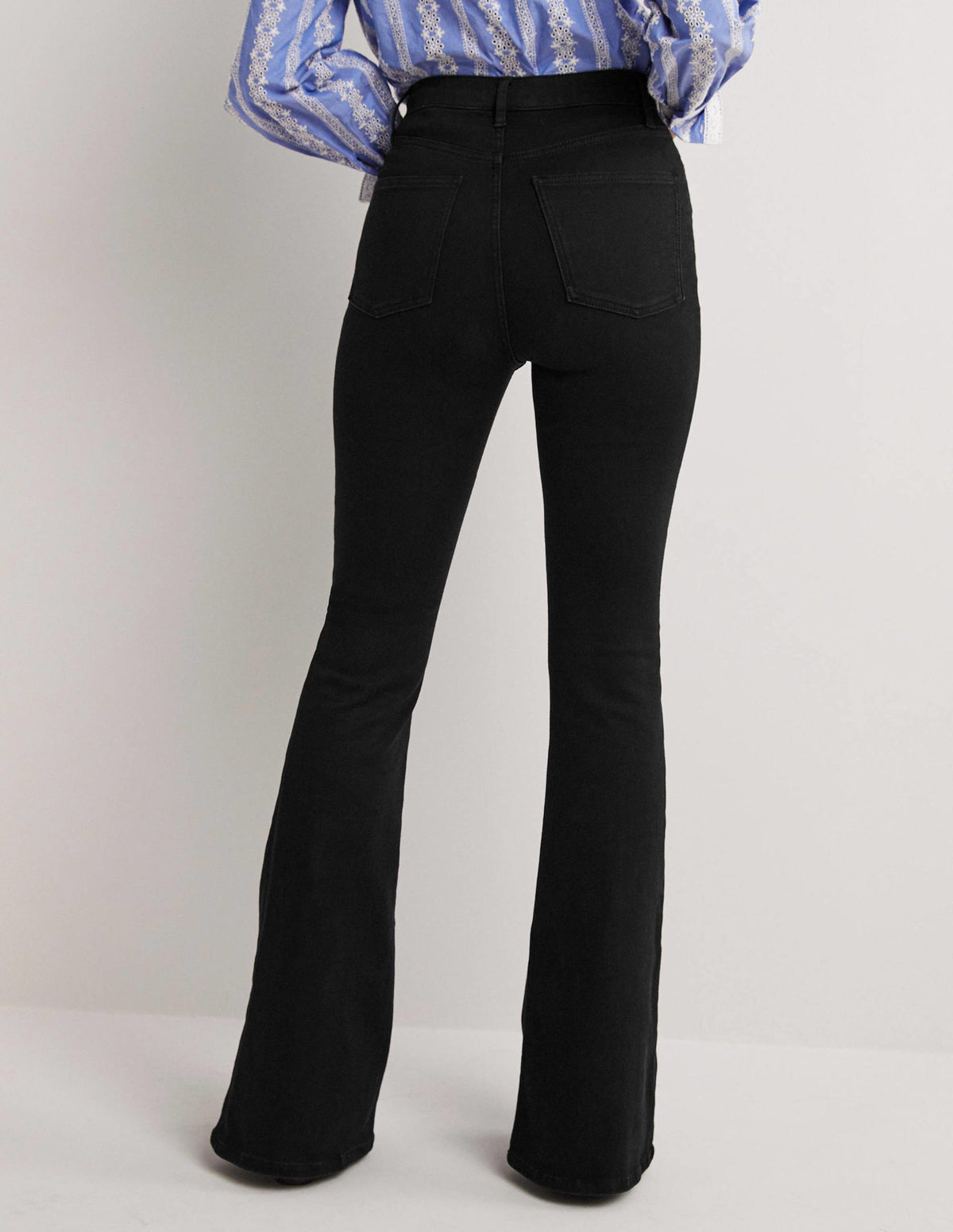 High Rise Fitted Flare Jeans-Black-3