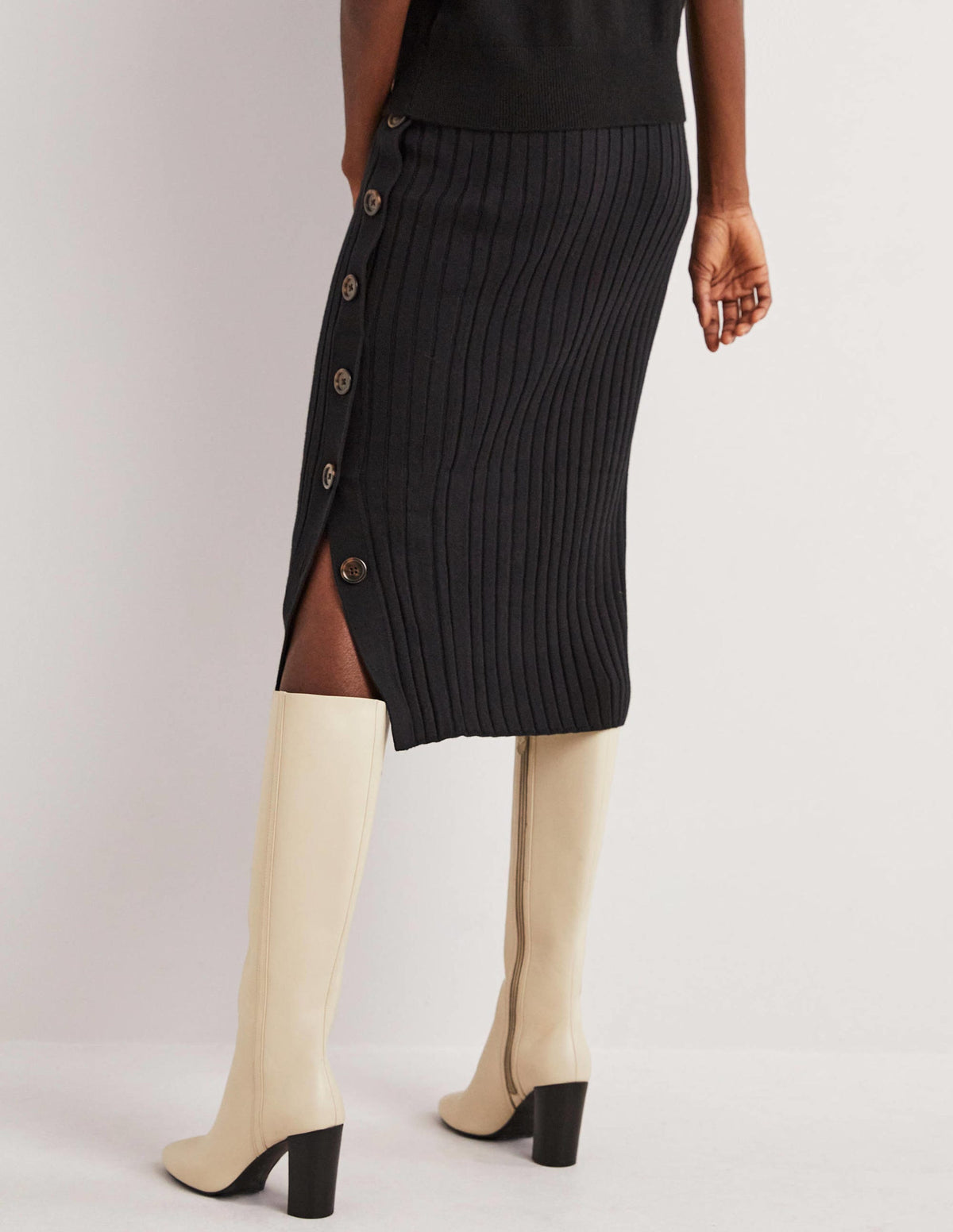 Knitted Column Skirt-Black - Image 3