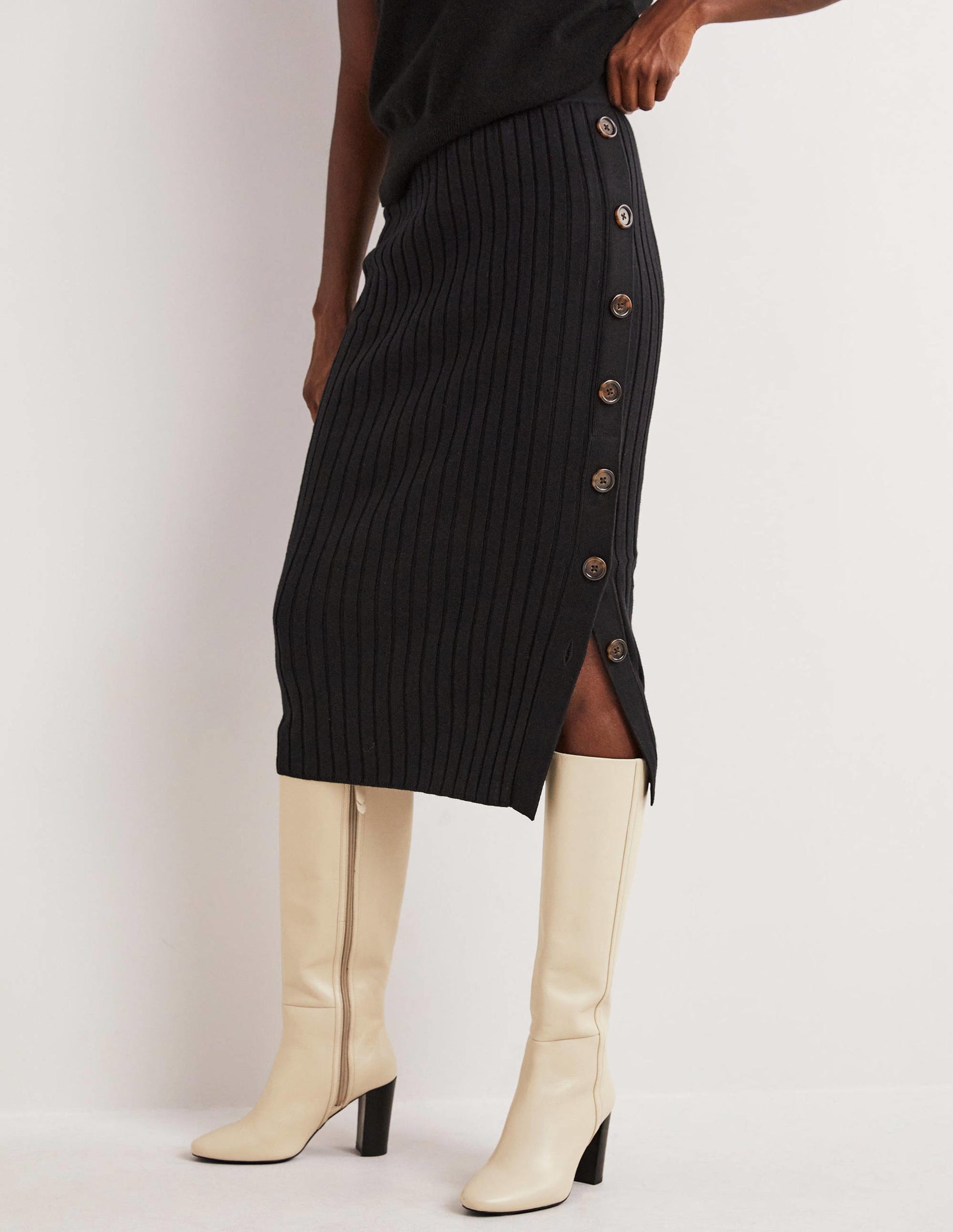 Knitted Column Skirt-Black-4