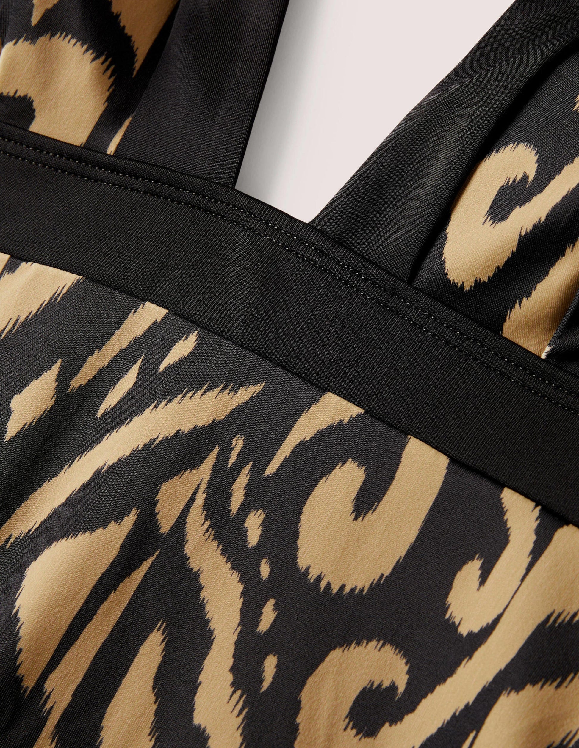 Ithaca Halter Swimsuit-Nero, Ikat-6
