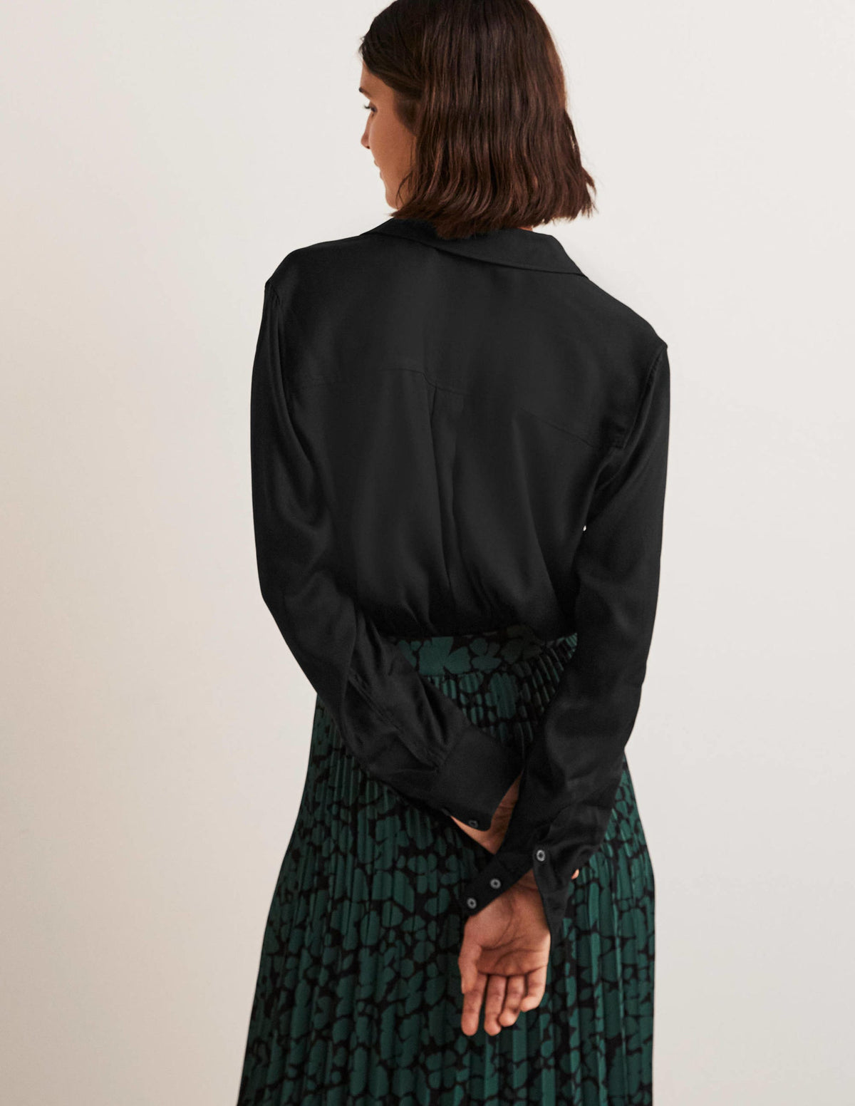 Longline Pocket Detail Shirt-Black-3