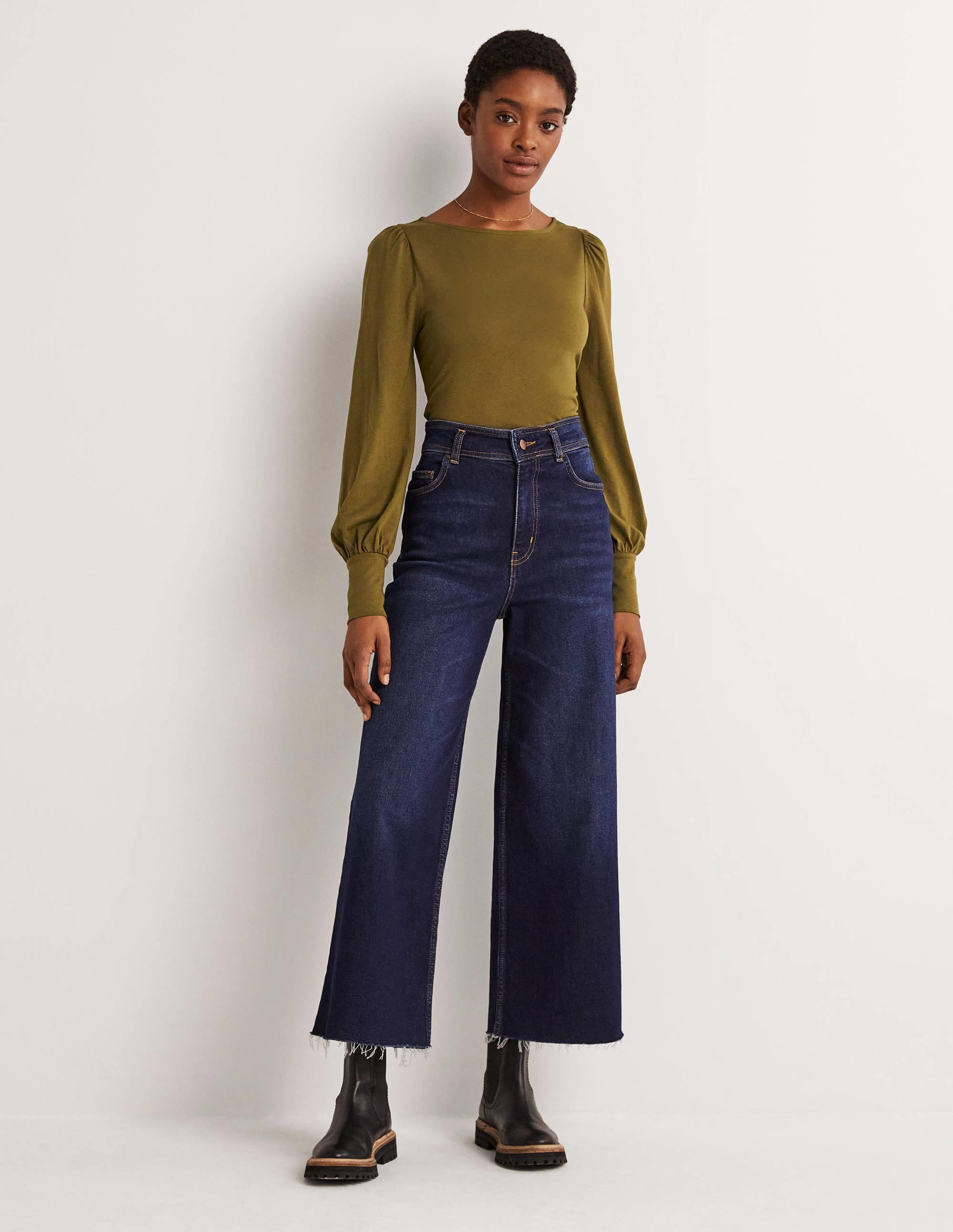 Supersoft Boat Neck Top-Basil - Image 5