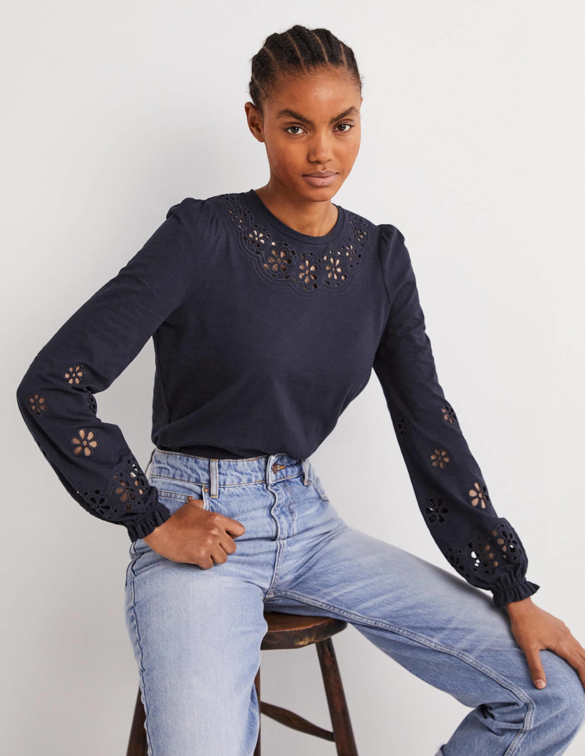 Broderie Insert Jersey Top-Navy - Image 4