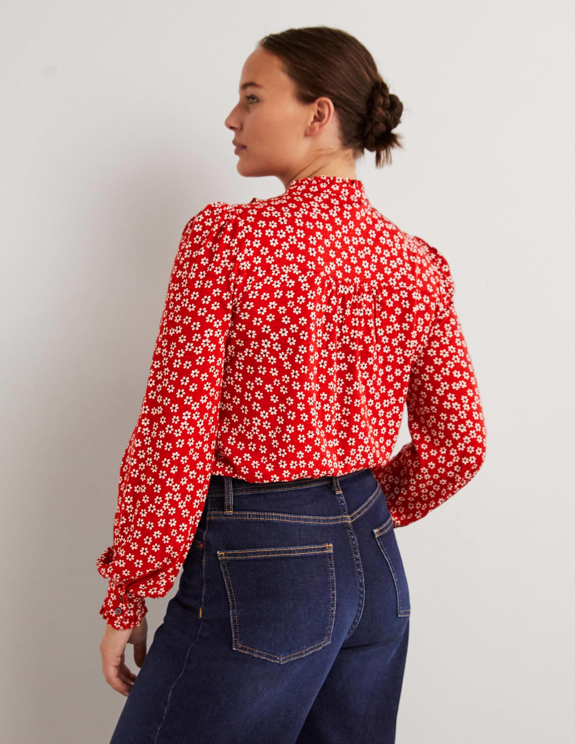 Ruffle Jersey Shirt-Poinsettia, Daises - Image 3
