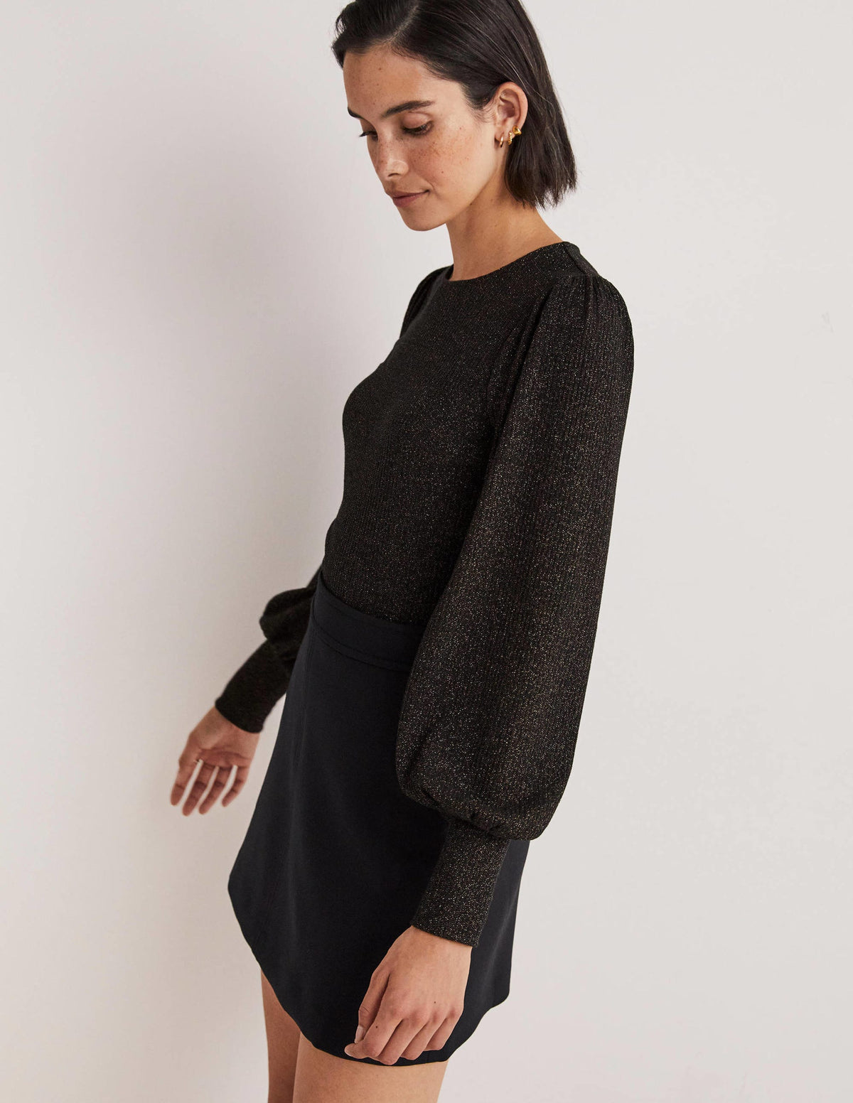 Metallic Blouson Sleeve Top-Black/Gold Sparkle - Image 5