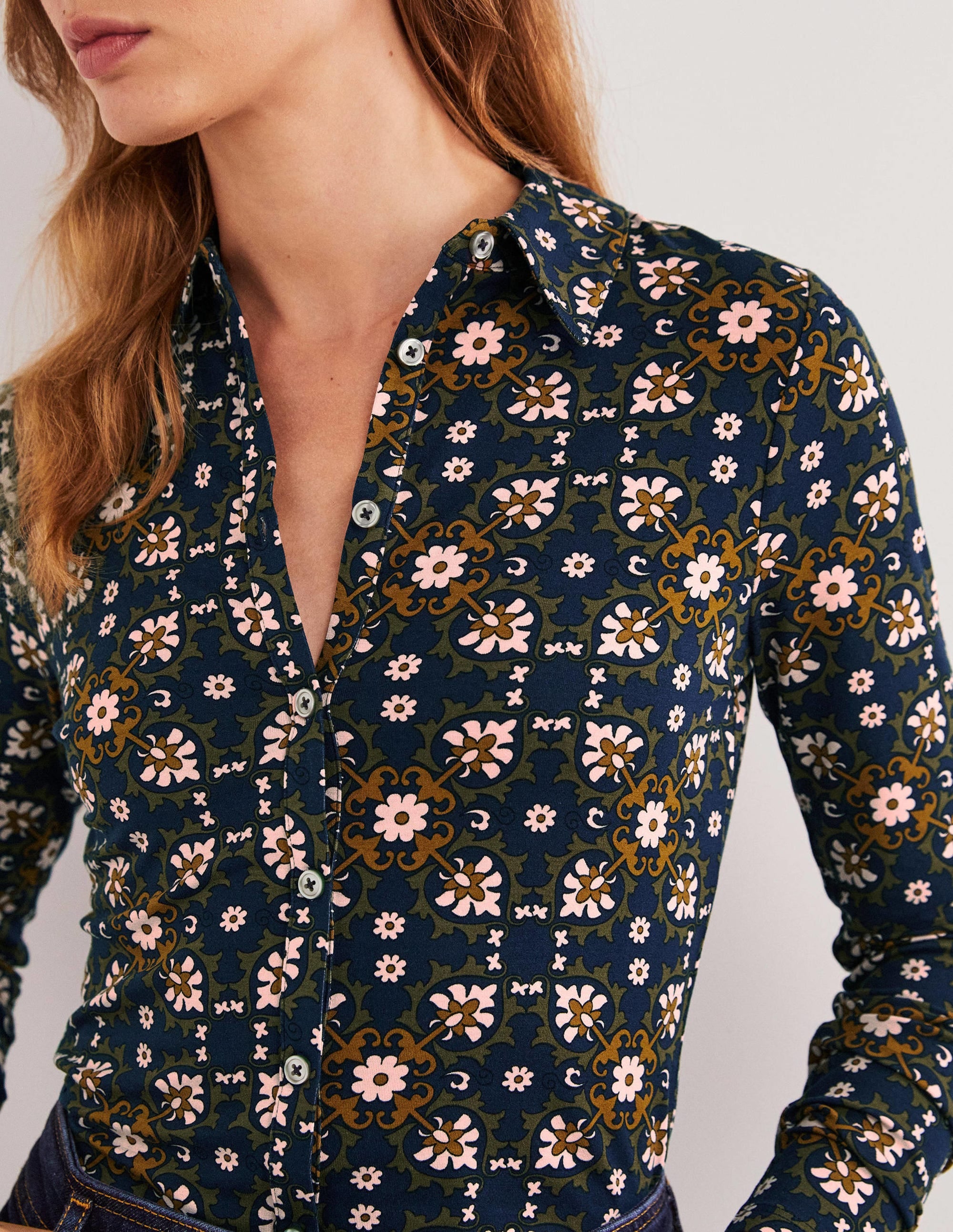 Fitted Jersey Shirt-Basil Bloom Tile - Image 2
