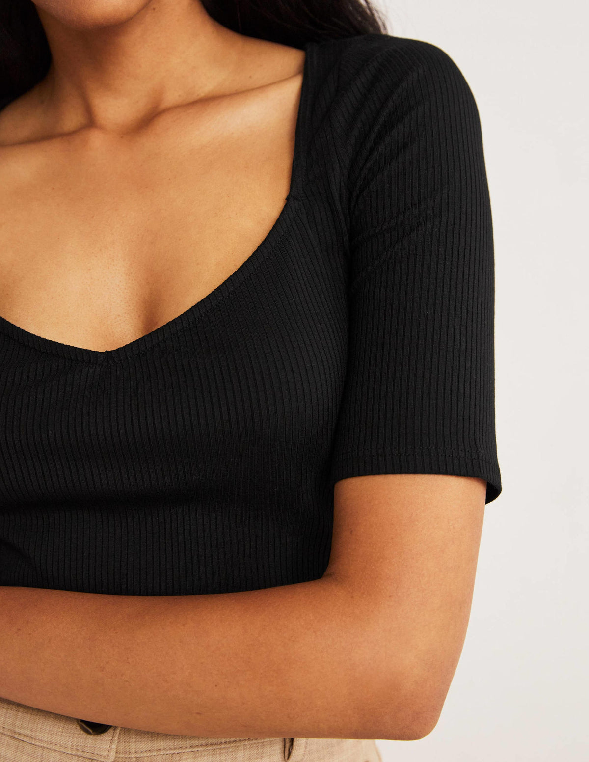 Soft Ribbed Sweetheart T-shirt-Black-2