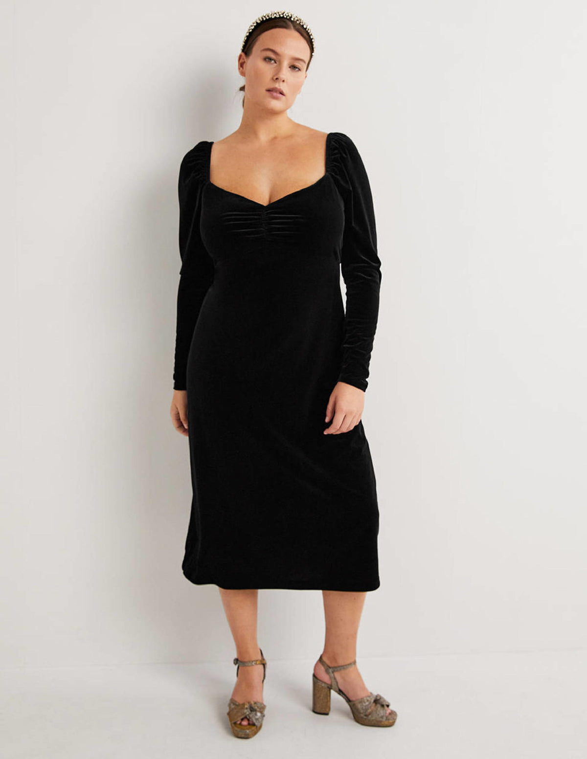 Black Velvet Sweetheart Midi Dress-Black - Image 1